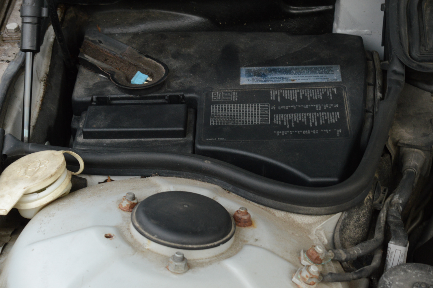 2000 BMW 740iL Luxury Sedan