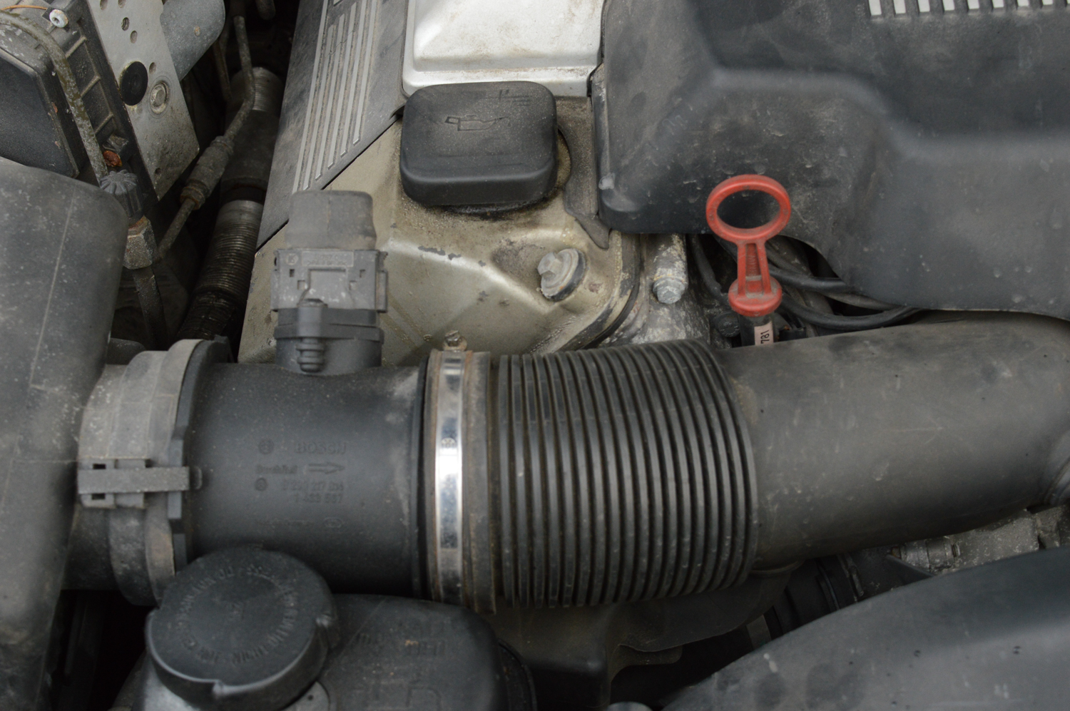 2000 BMW 740iL Luxury Sedan