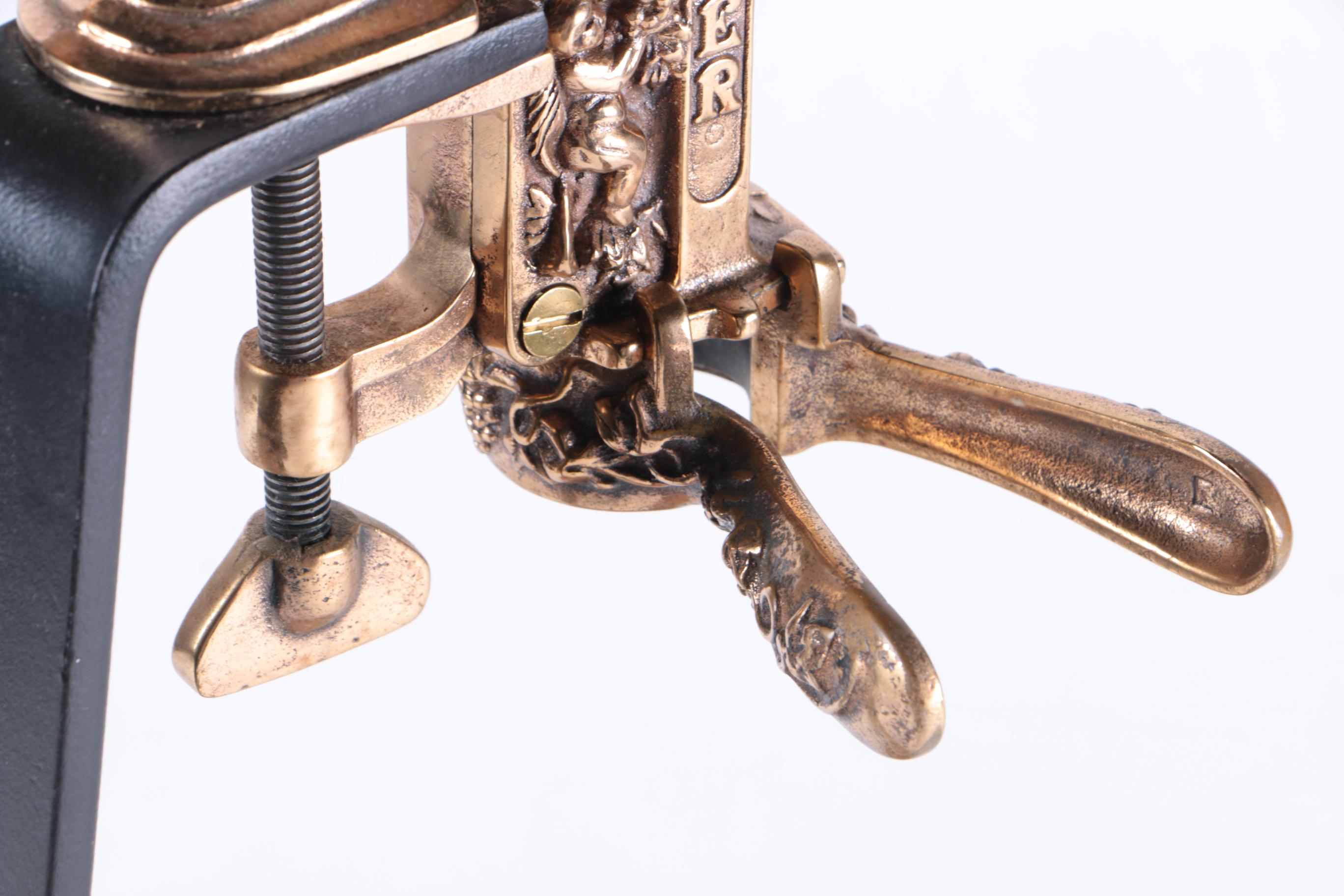 Vintner Countertop Wine Opener