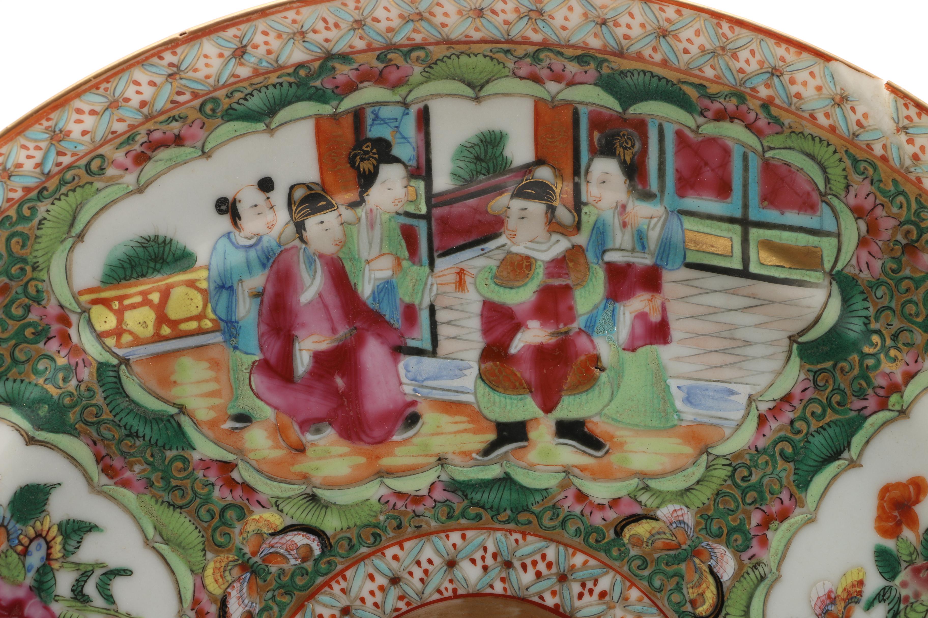 Antique Chinese Rose Medallion Porcelain Plate