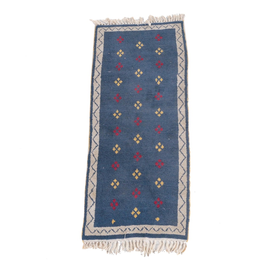 Power-Loomed Wool Carpet Runner