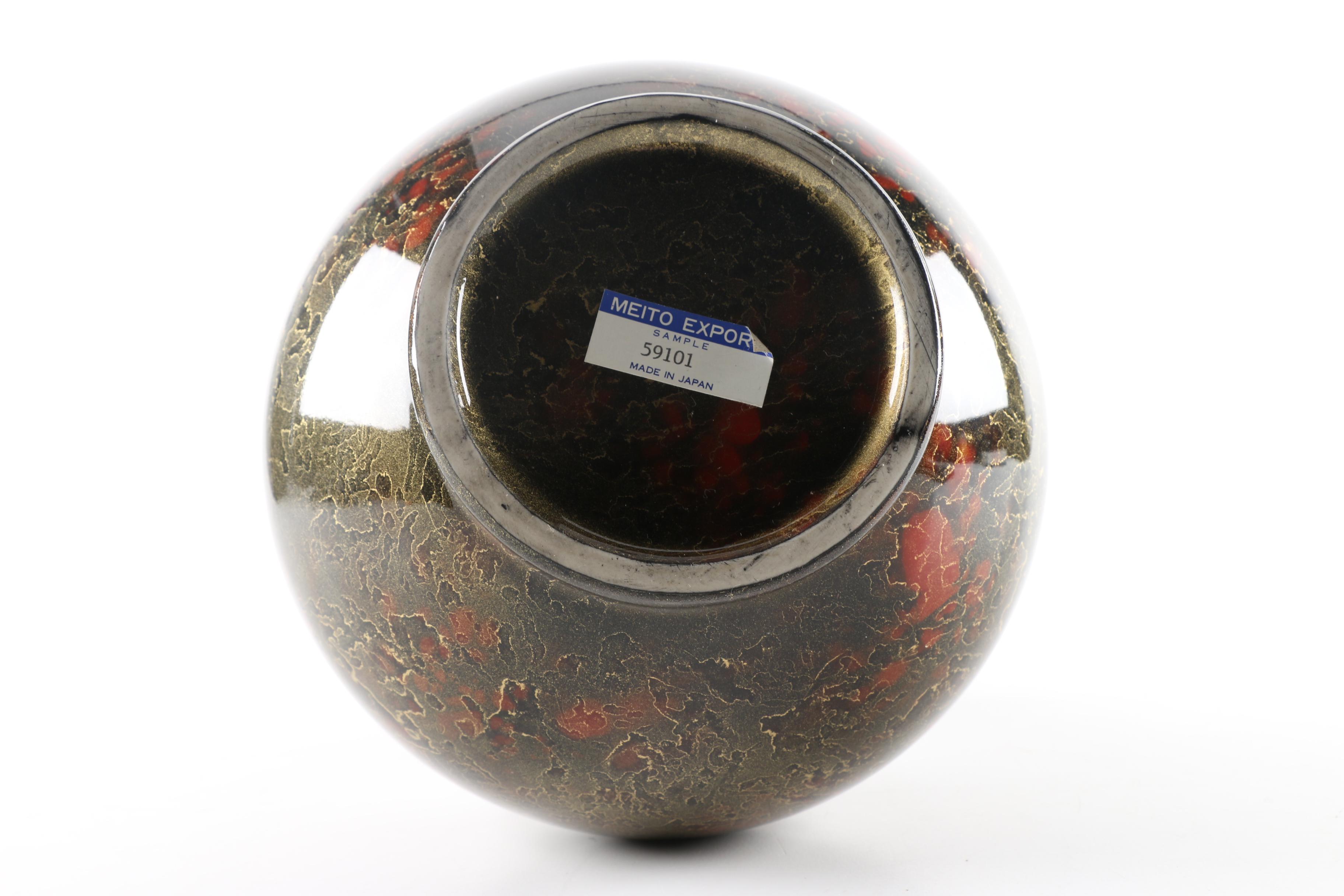 Meito Export Japanese Ceramic Vase