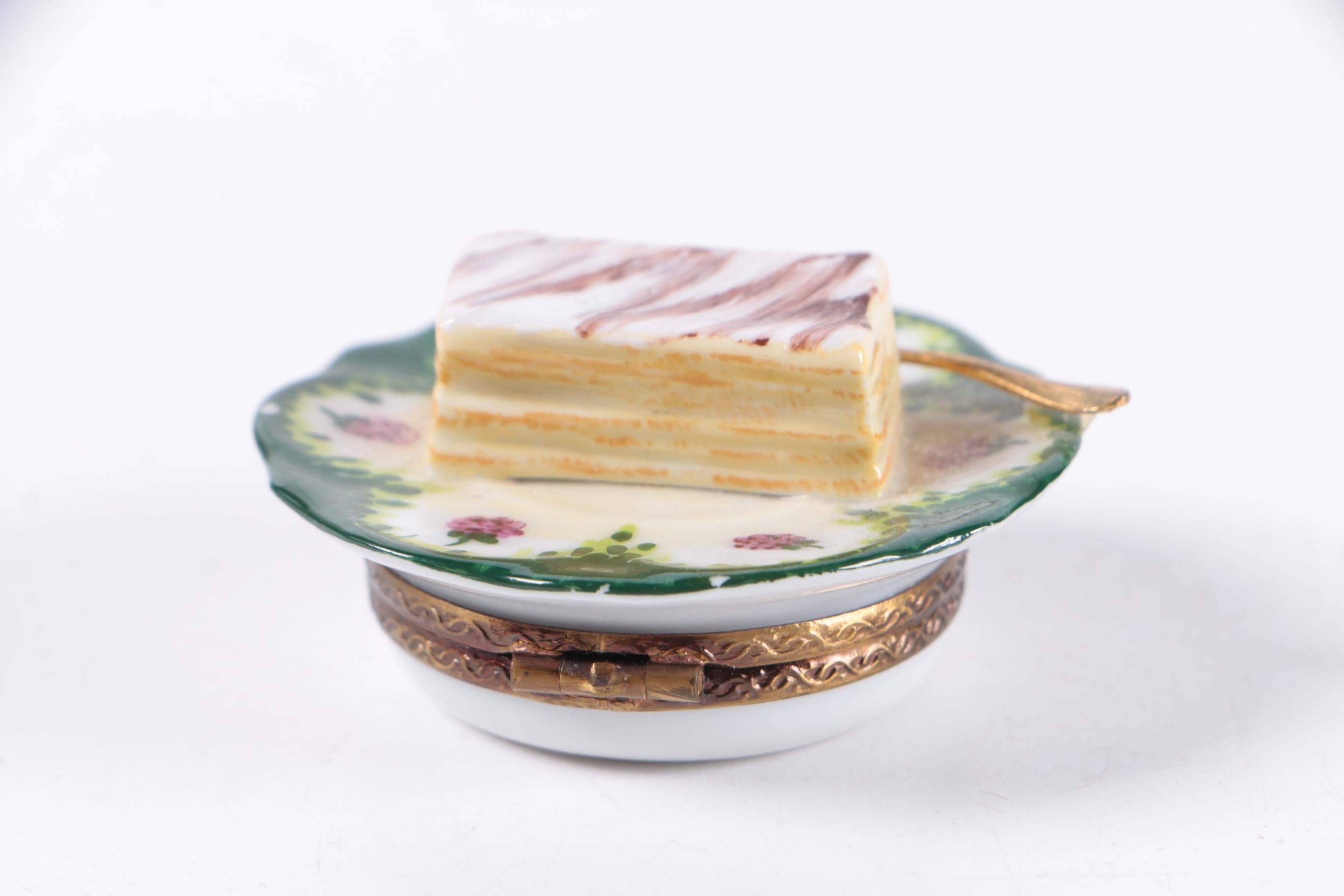 Parry Vieille Limoges Napoleon Pastry Trinket Box