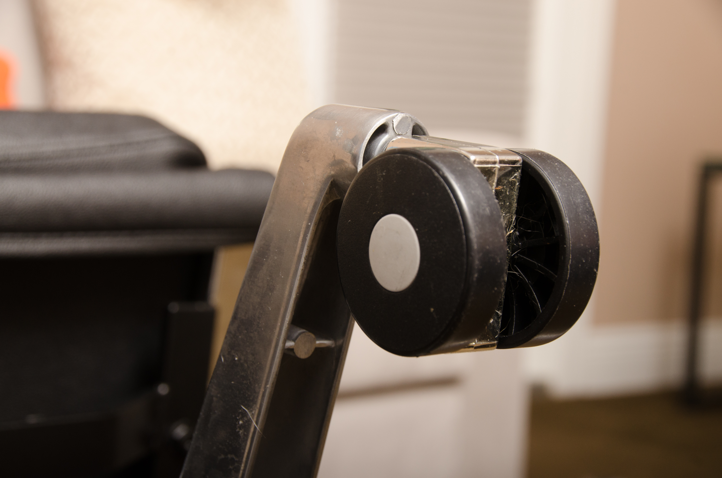 Contemporary Faux Leather Rolling Office Chair by Jesper Office