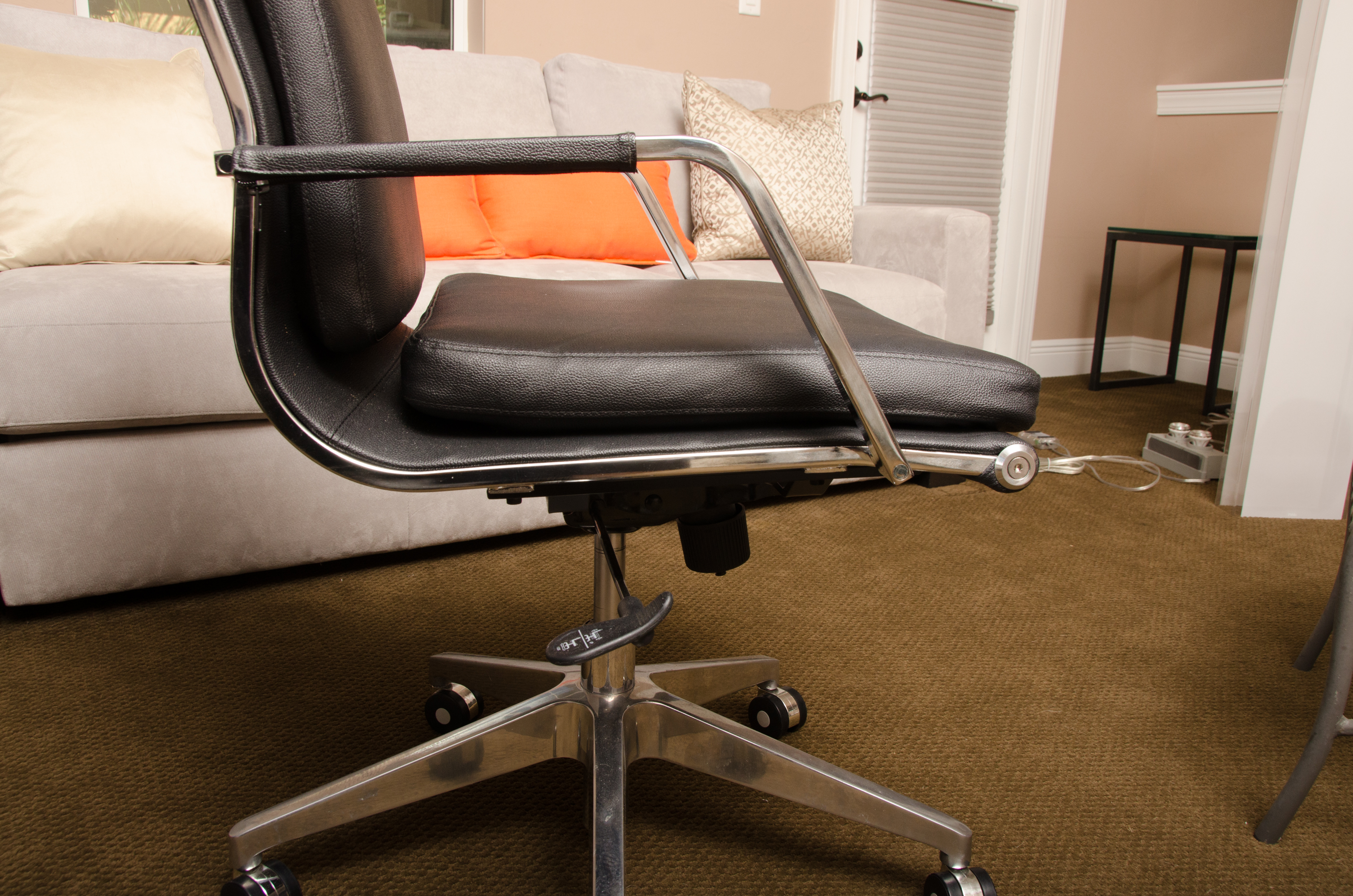 Contemporary Faux Leather Rolling Office Chair by Jesper Office