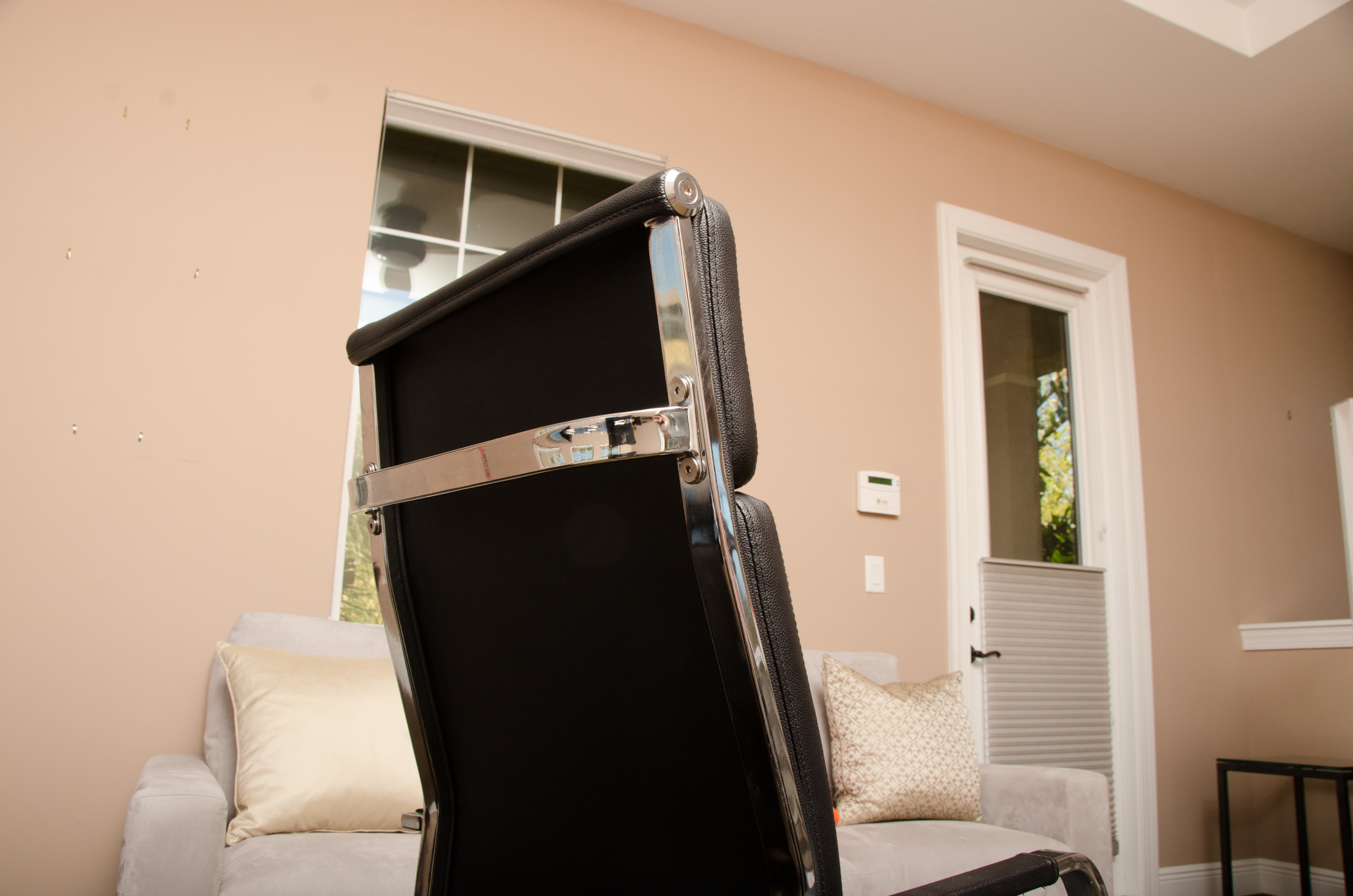 Contemporary Faux Leather Rolling Office Chair by Jesper Office