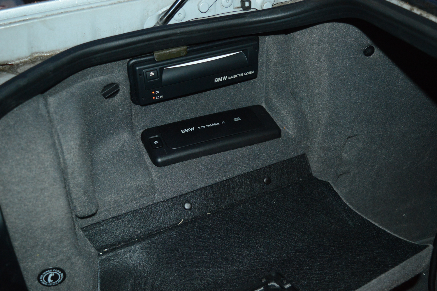 2000 BMW 740iL Luxury Sedan