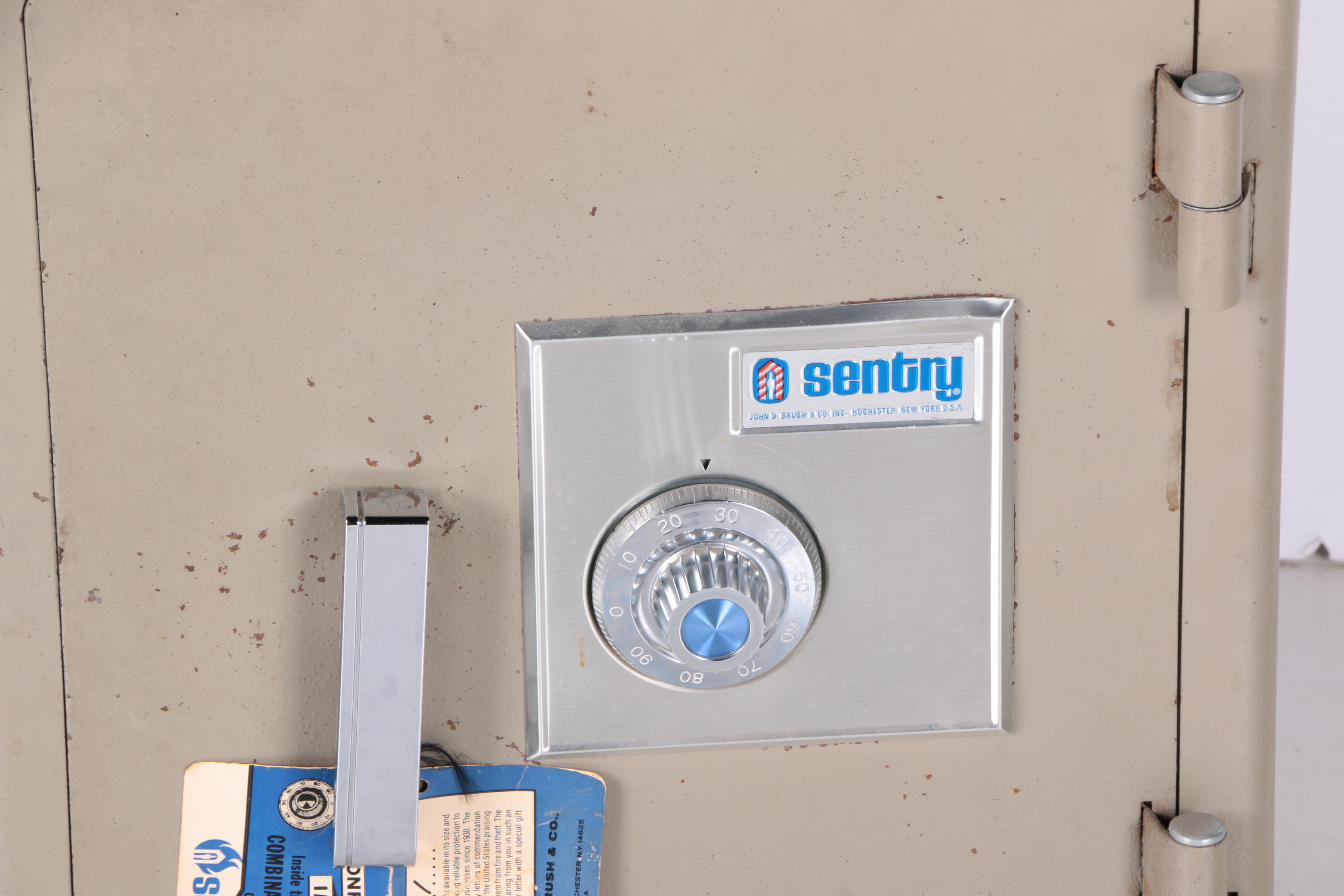 Vintage Sentry Fire Resistant Combination Safe