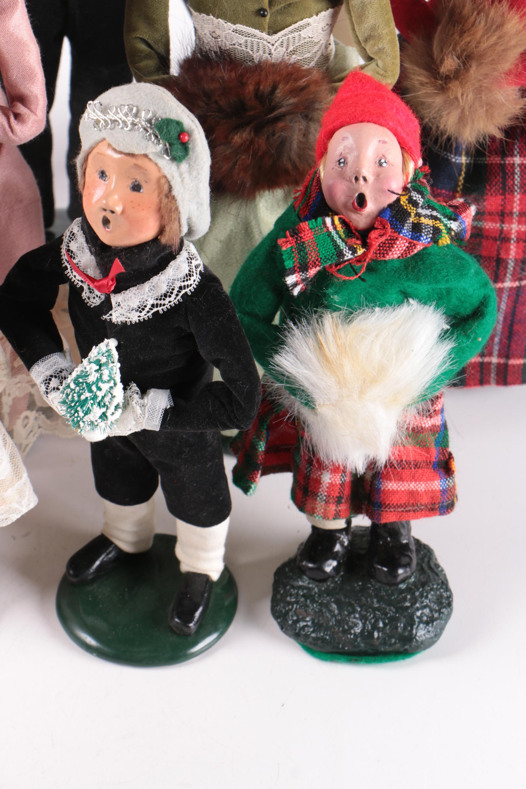 Byers' Choice "The Carolers"