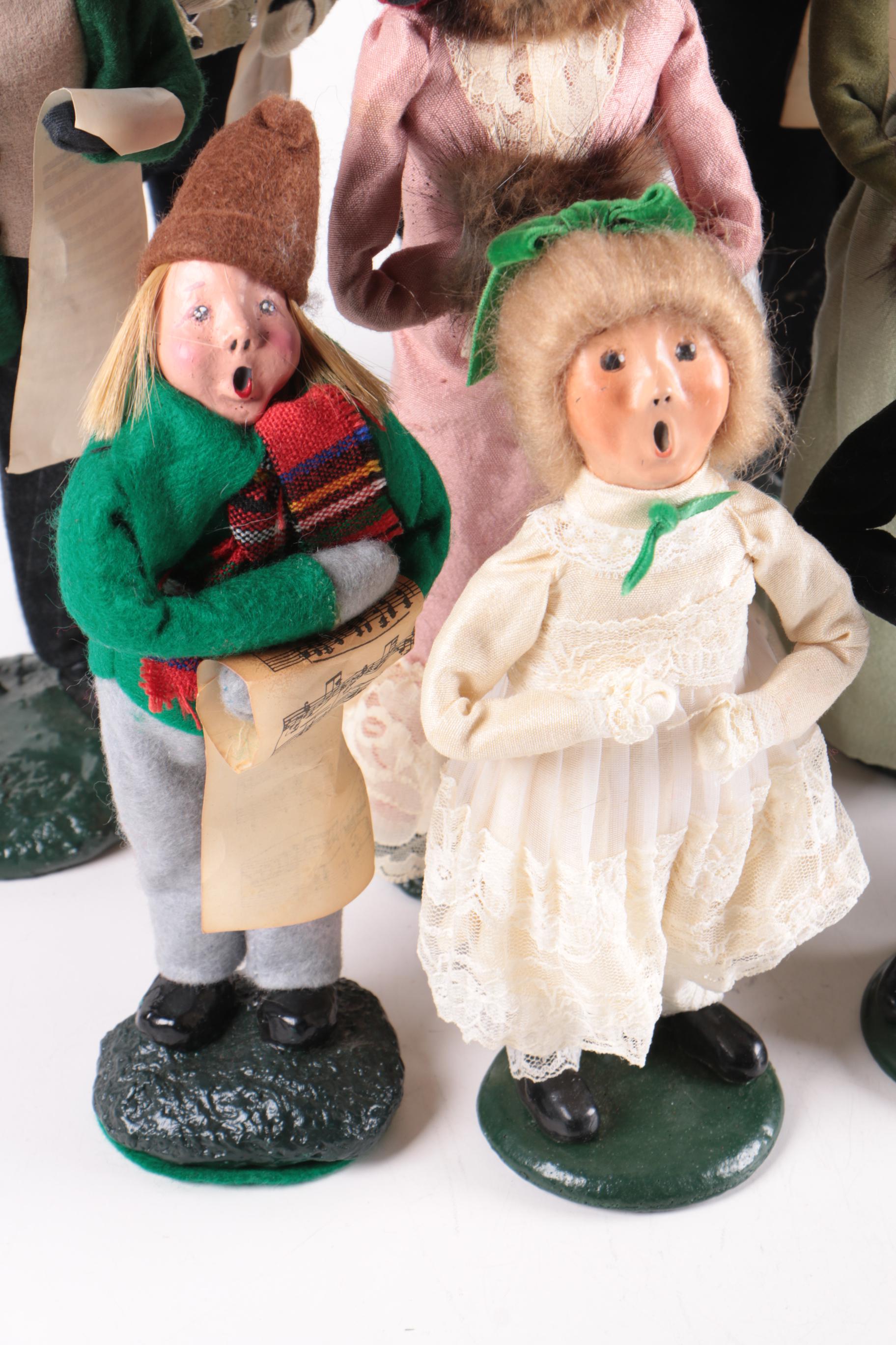 Byers' Choice "The Carolers"