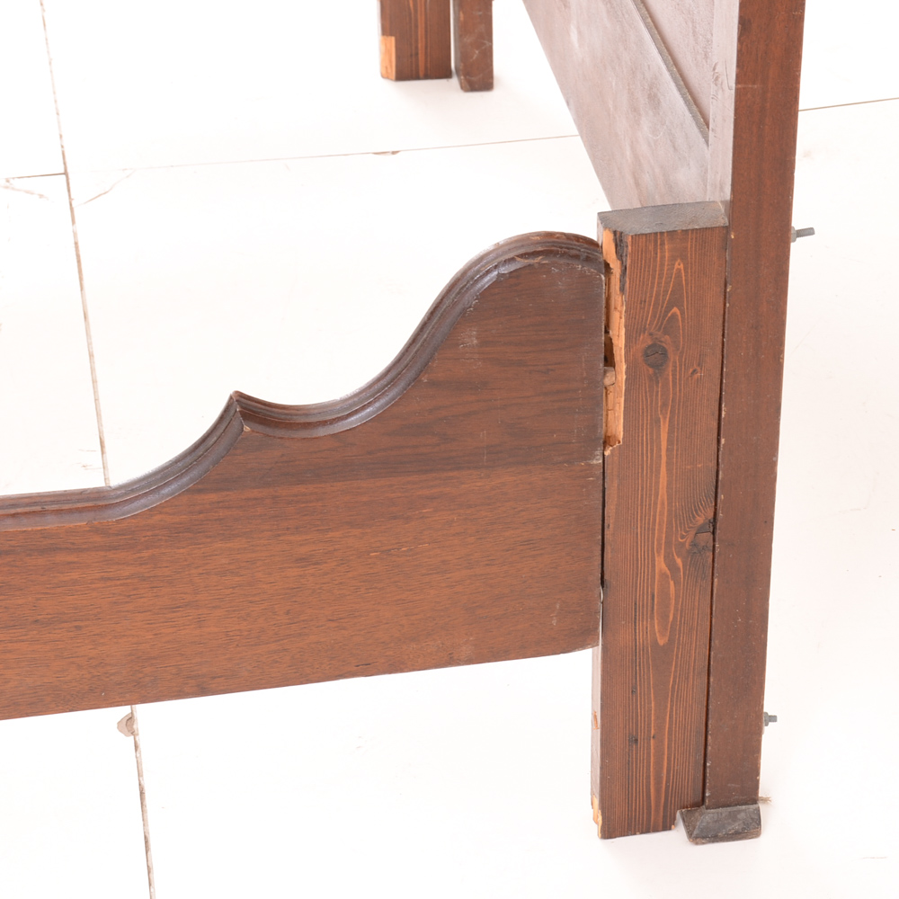 Antique Victorian Full-Size Walnut Bed