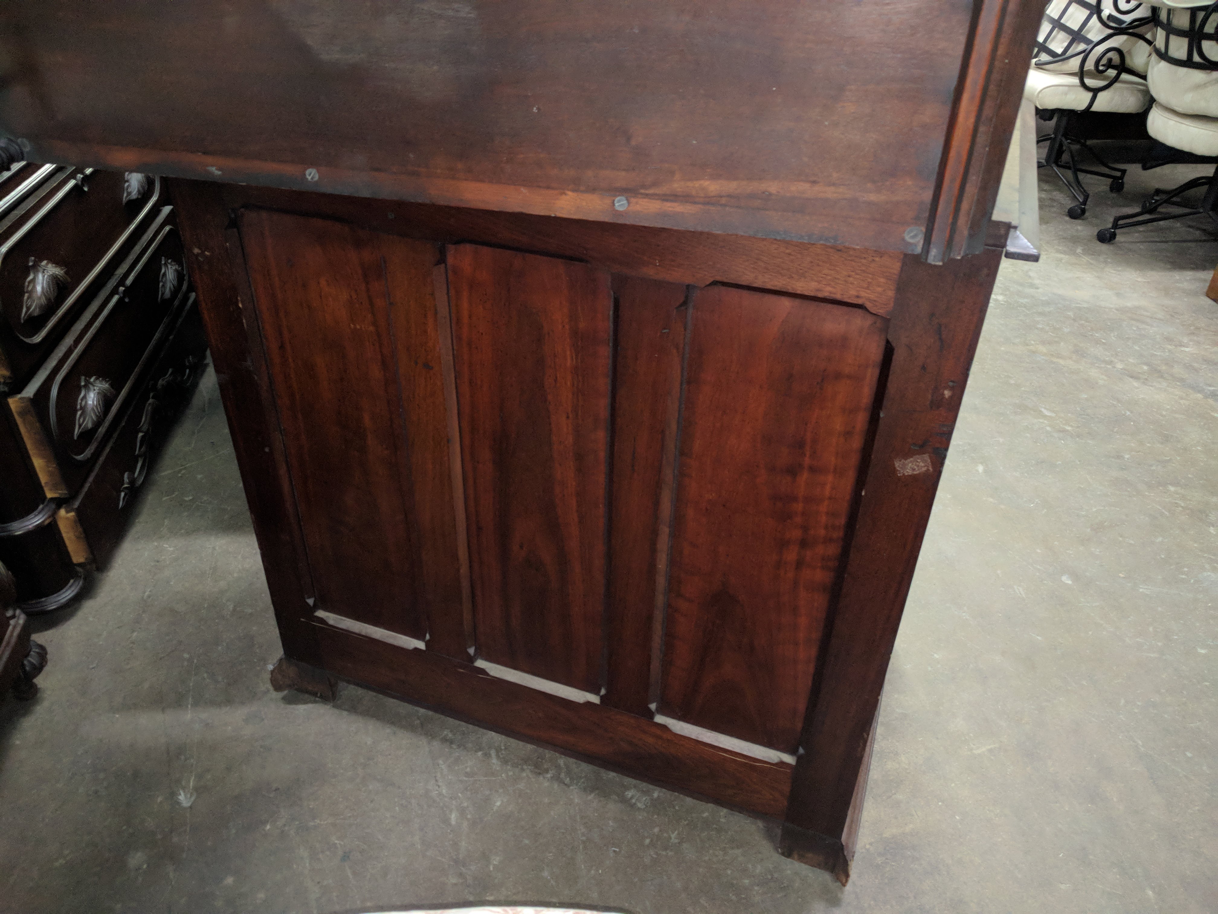 Late Victorian Walnut Buffet with Mirrored Shelves