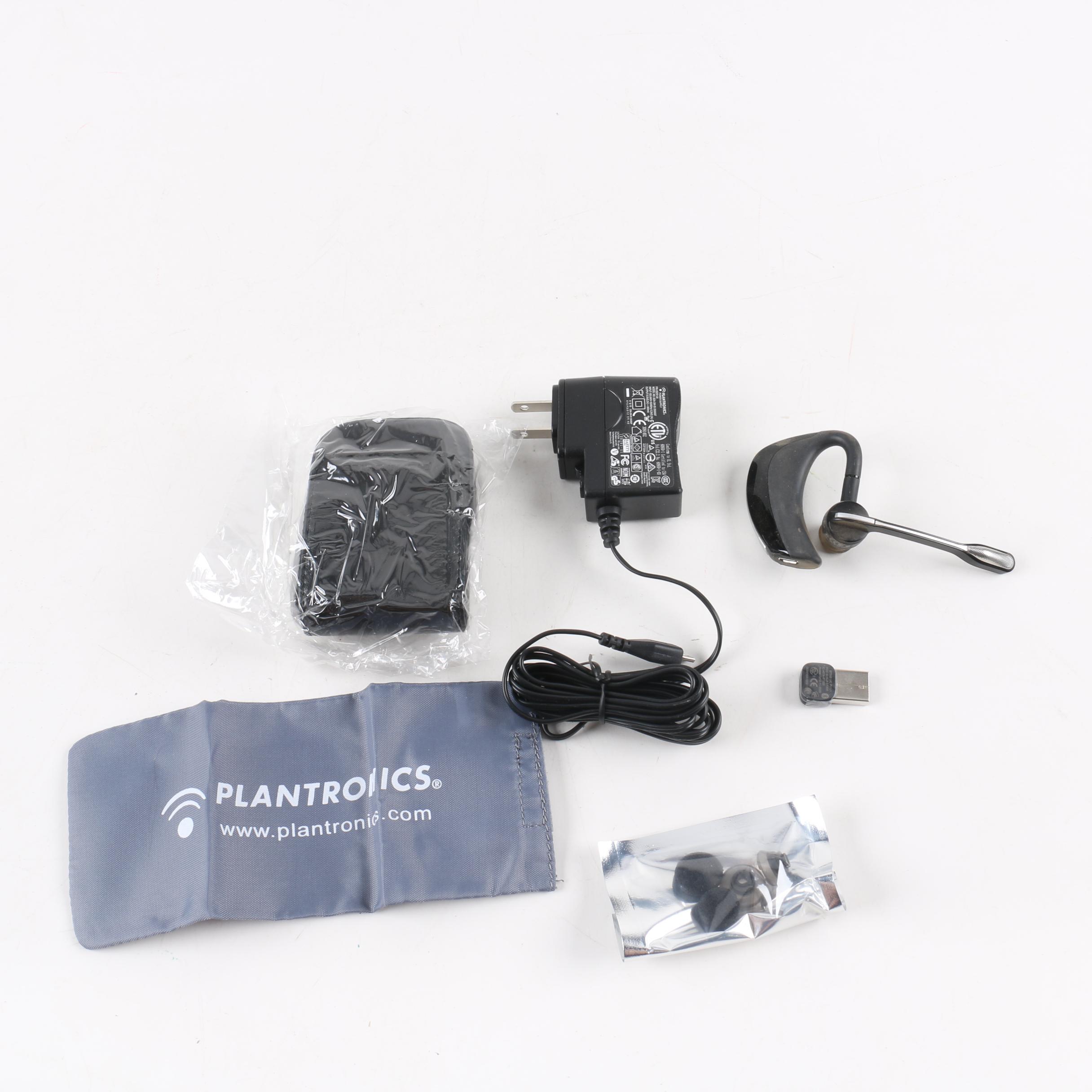 Platronics Voyager PRO UC v2 Bluetooth Wireless Headset