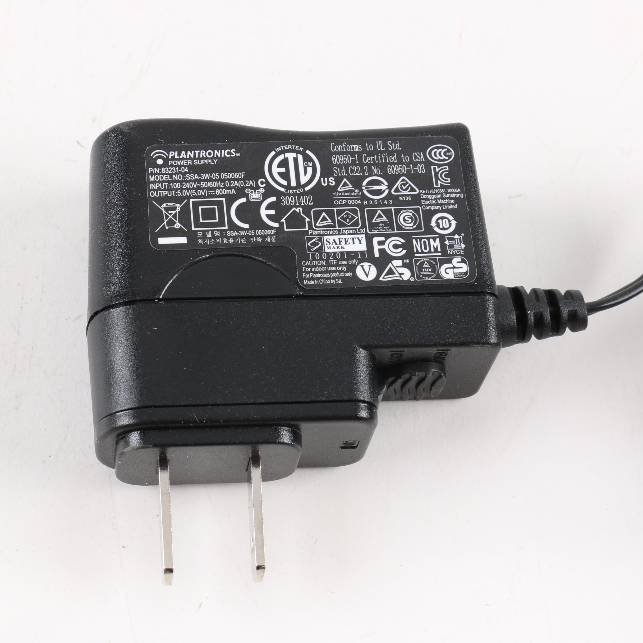 Platronics Voyager PRO UC v2 Bluetooth Wireless Headset