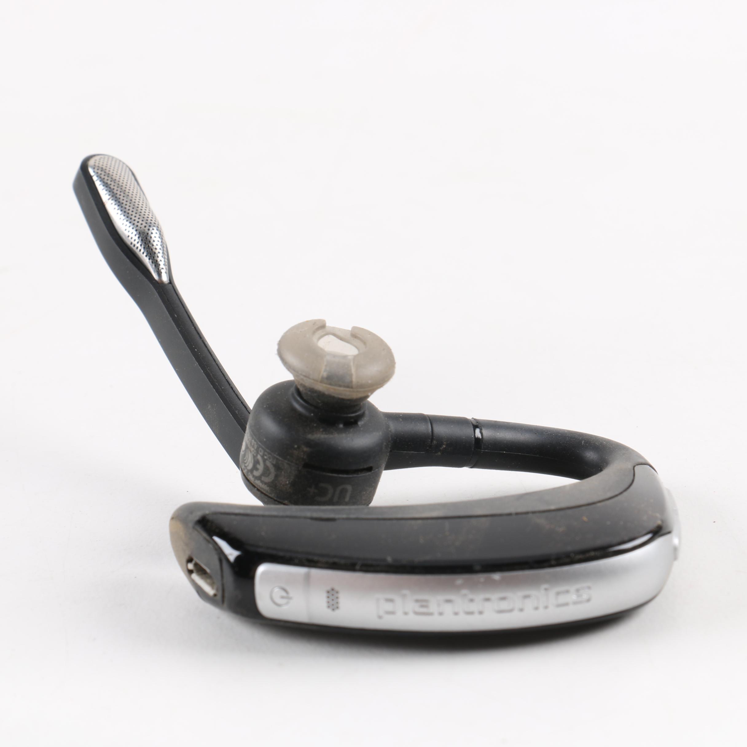 Platronics Voyager PRO UC v2 Bluetooth Wireless Headset