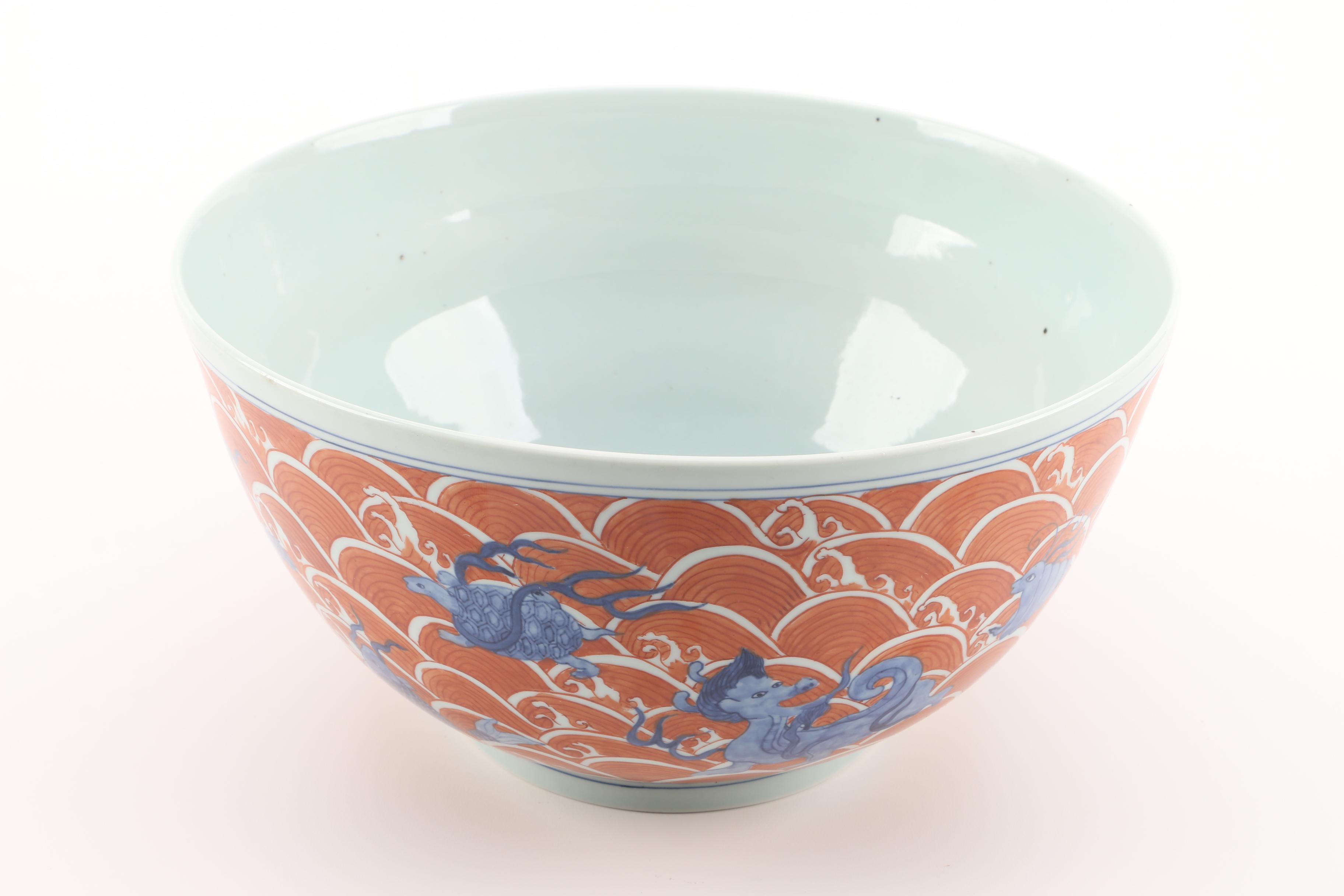 Hand-painted Chinese Porcelain Centerpiece Bowl