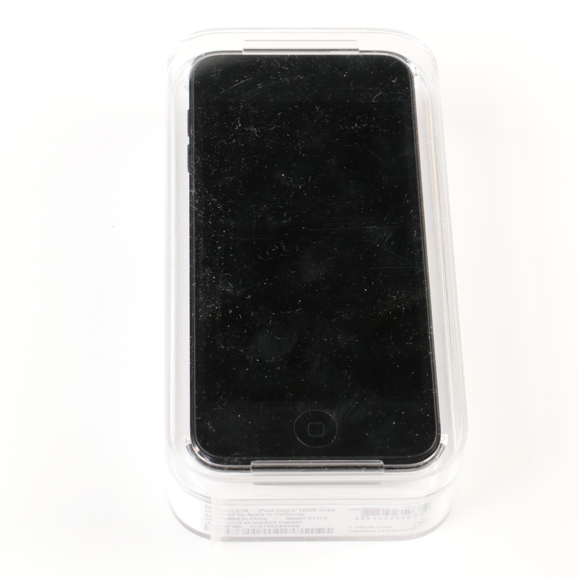 16GB Sixth Generation Apple iPod Touch with Lightning to USB Camera Adapter