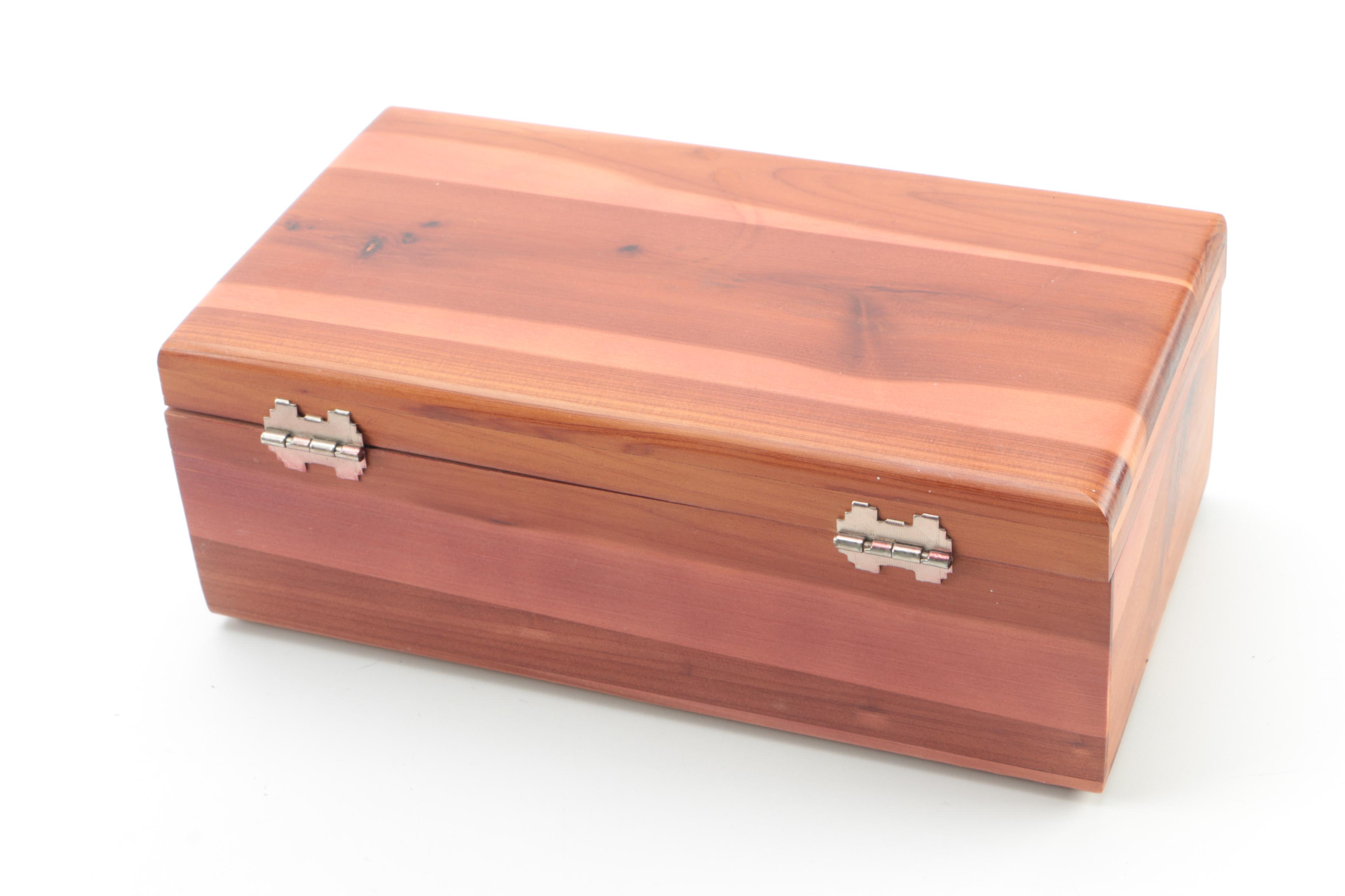 Miniature Salesman Sample Lane Cedar Chest