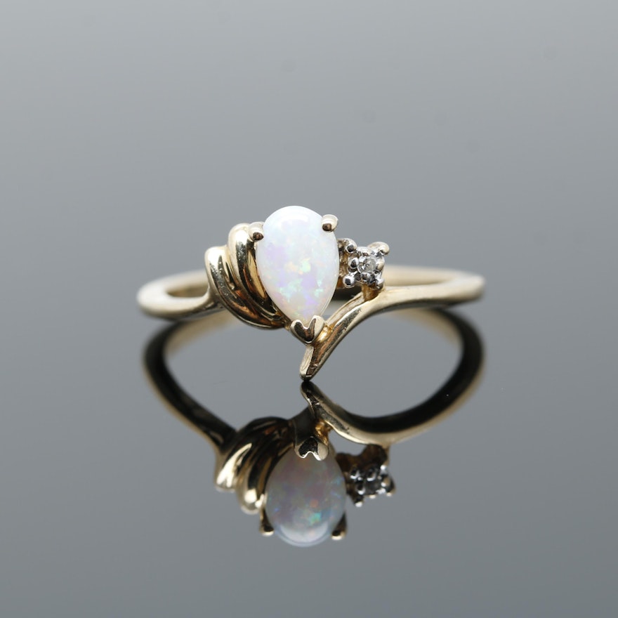 10K Yellow Gold Opal and Diamond Ring