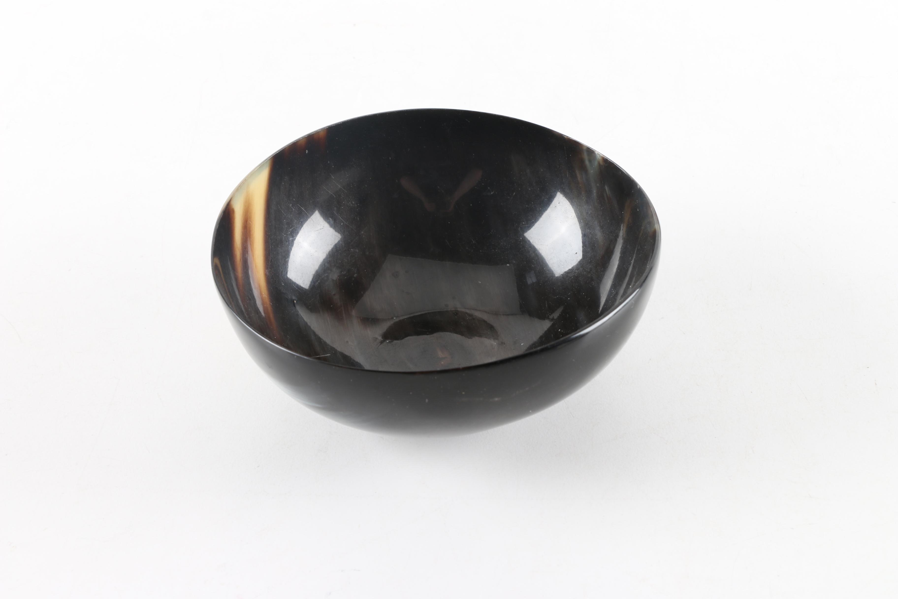 Horn and Silver Accented Tableware