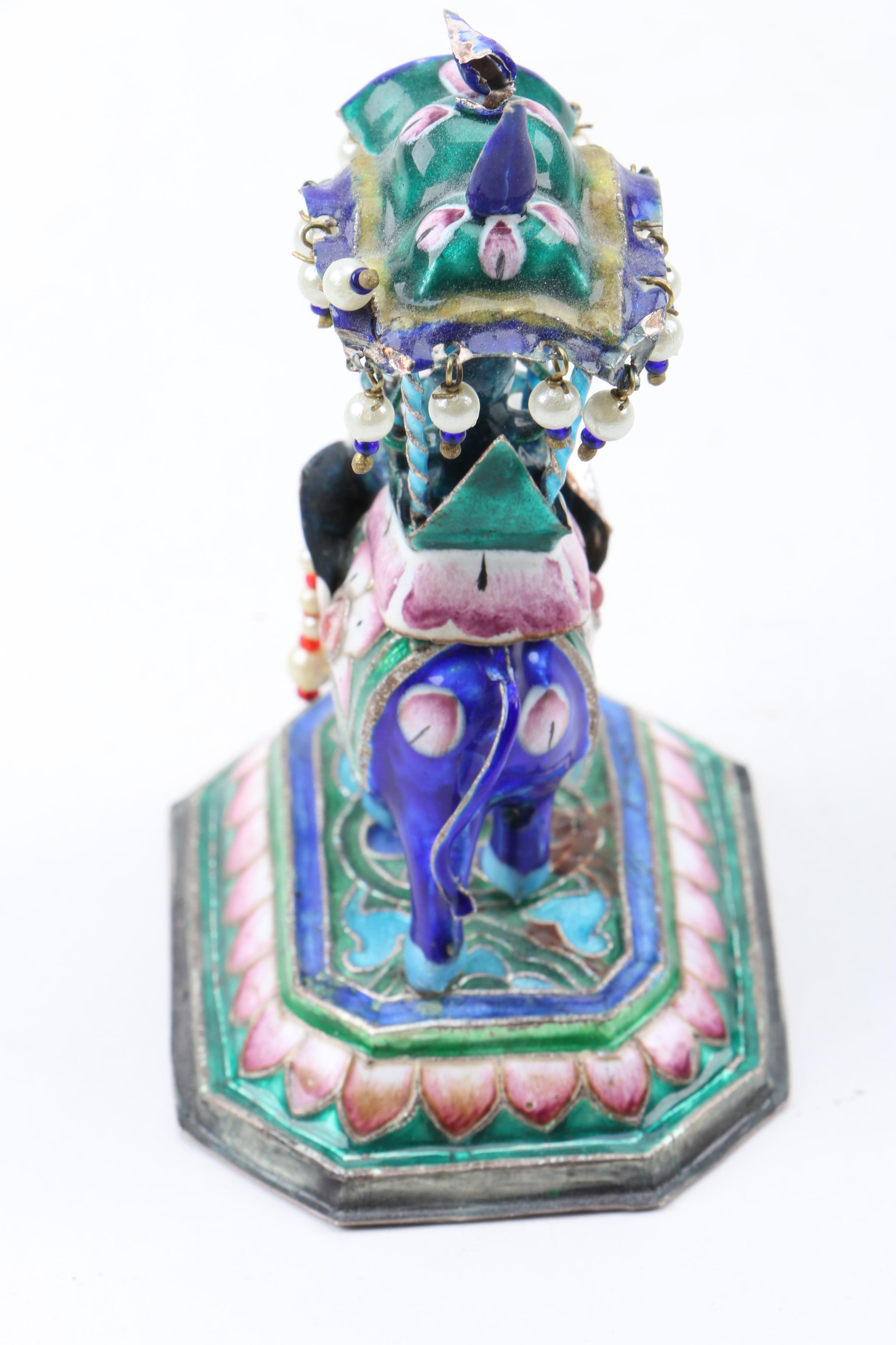 Ceramic and Porcelain Animal Figurines