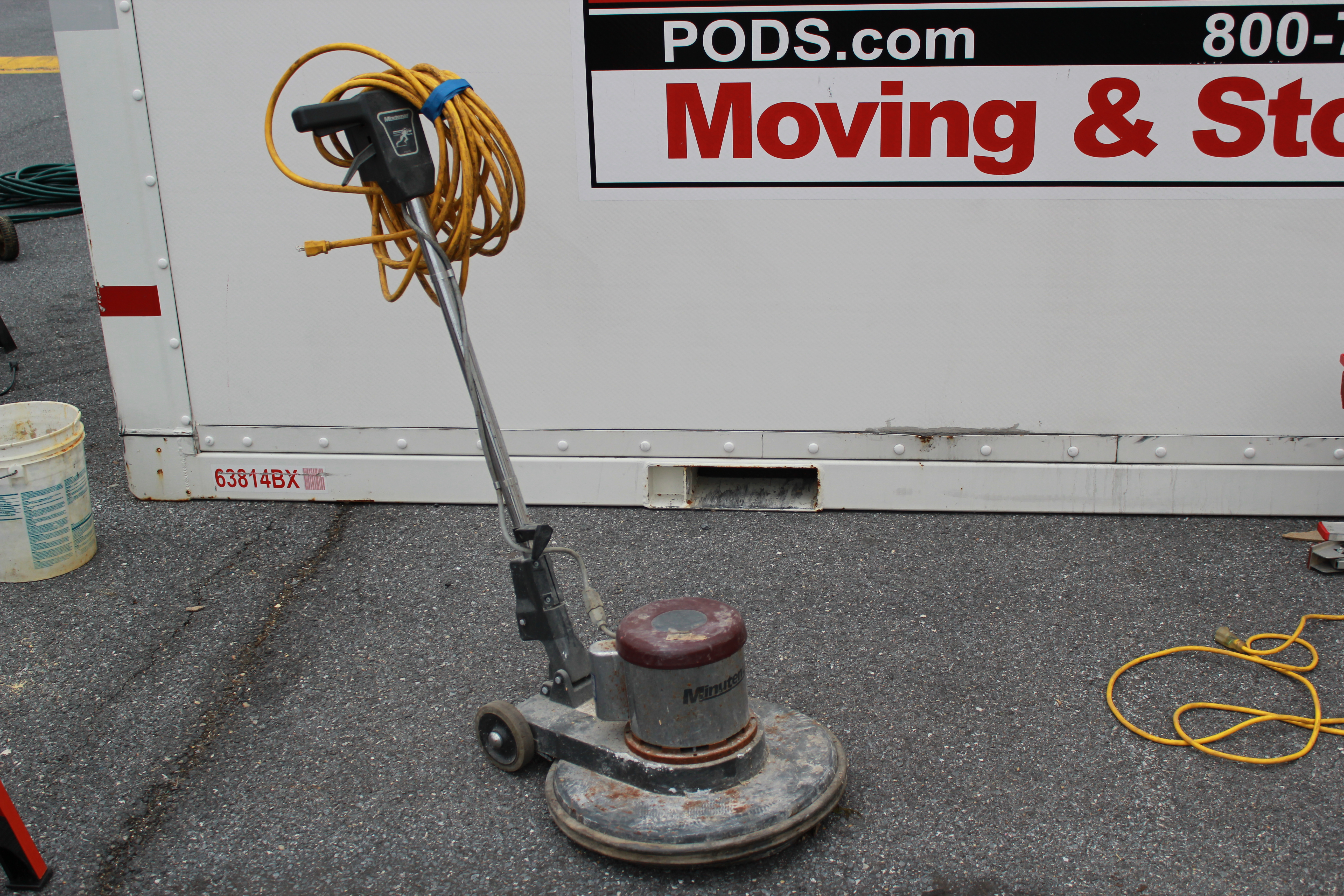 Minuteman 20 Inch 1.5 HP Front Runner Floor Buffer Model FR20115