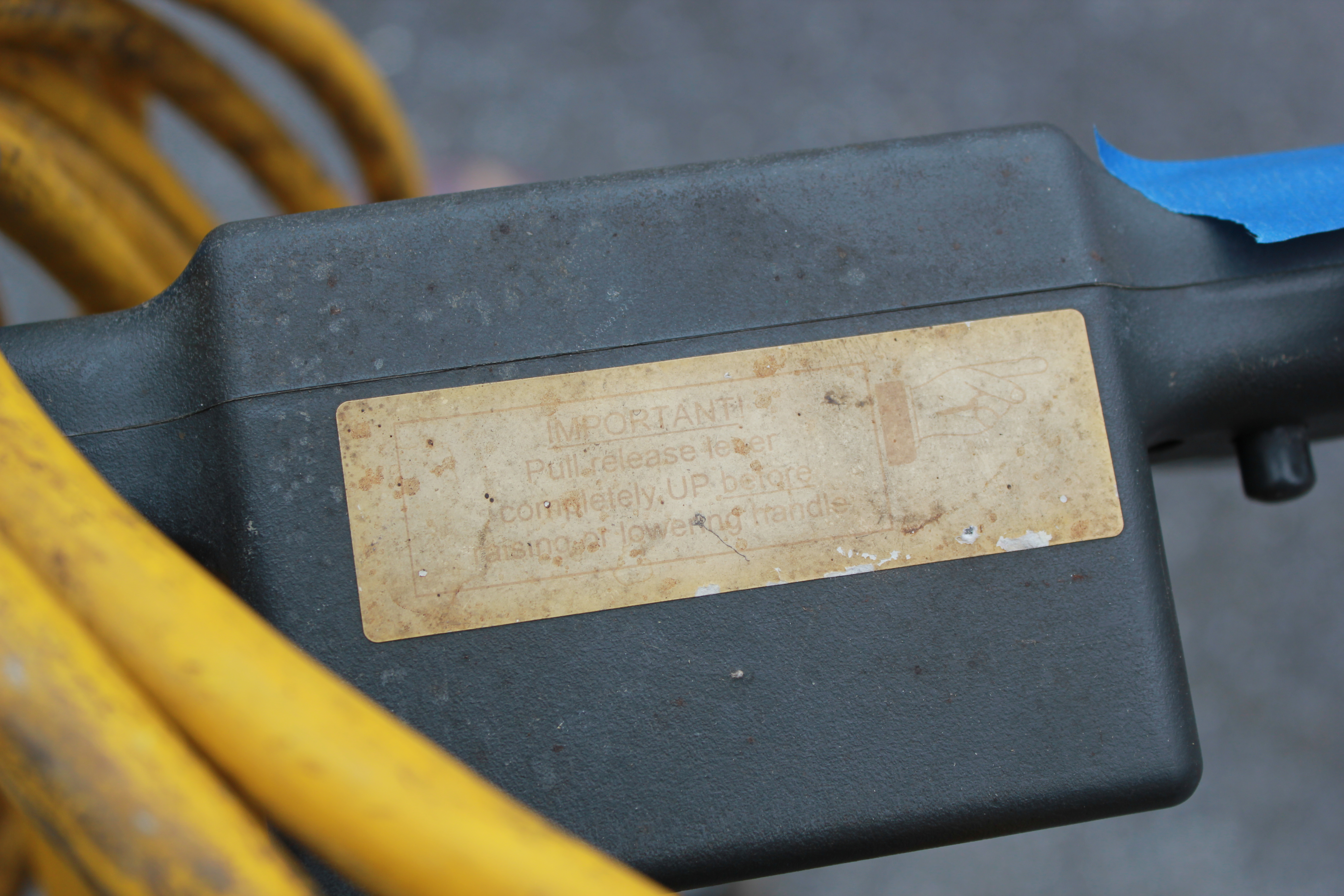 Minuteman 20 Inch 1.5 HP Front Runner Floor Buffer Model FR20115