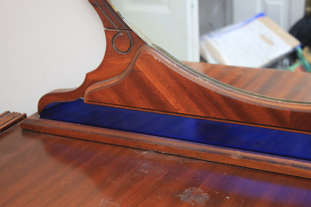 Vintage Art Deco Dresser with Mirror