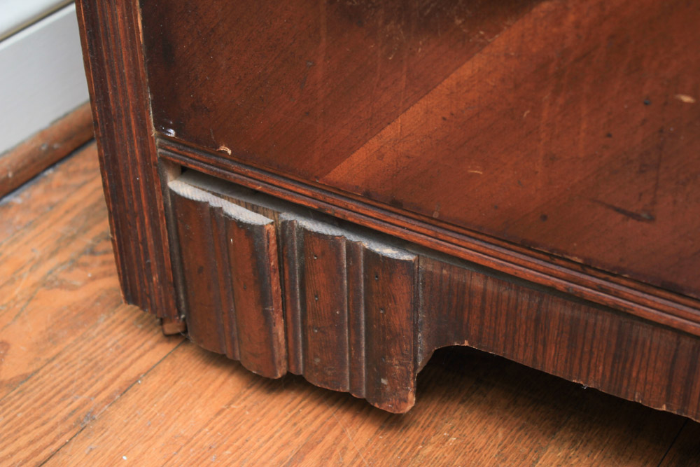 Vintage Art Deco Dresser with Mirror