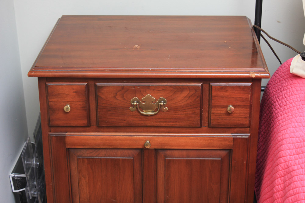 Vintage The Henkel-Harris Co. Cherry Nightstand