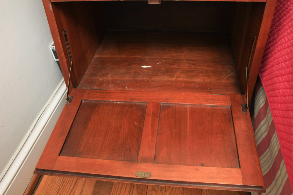 Vintage The Henkel-Harris Co. Cherry Nightstand