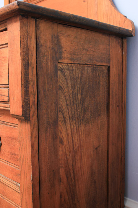 Vintage Chest of Drawers with Attached Mirror