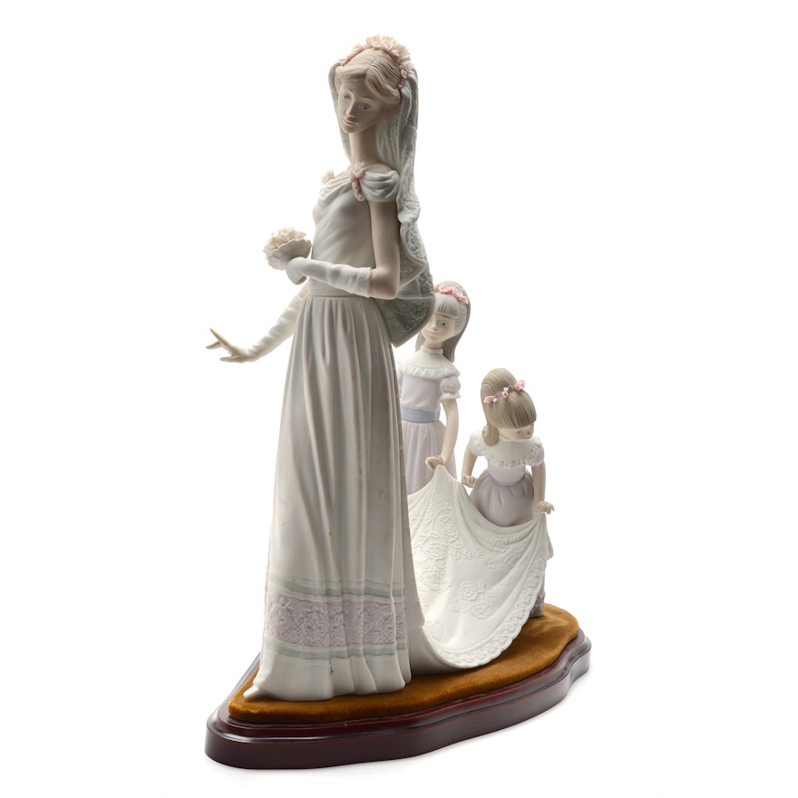 Lladro Porcelain "Here Comes The Bride"  Figurine