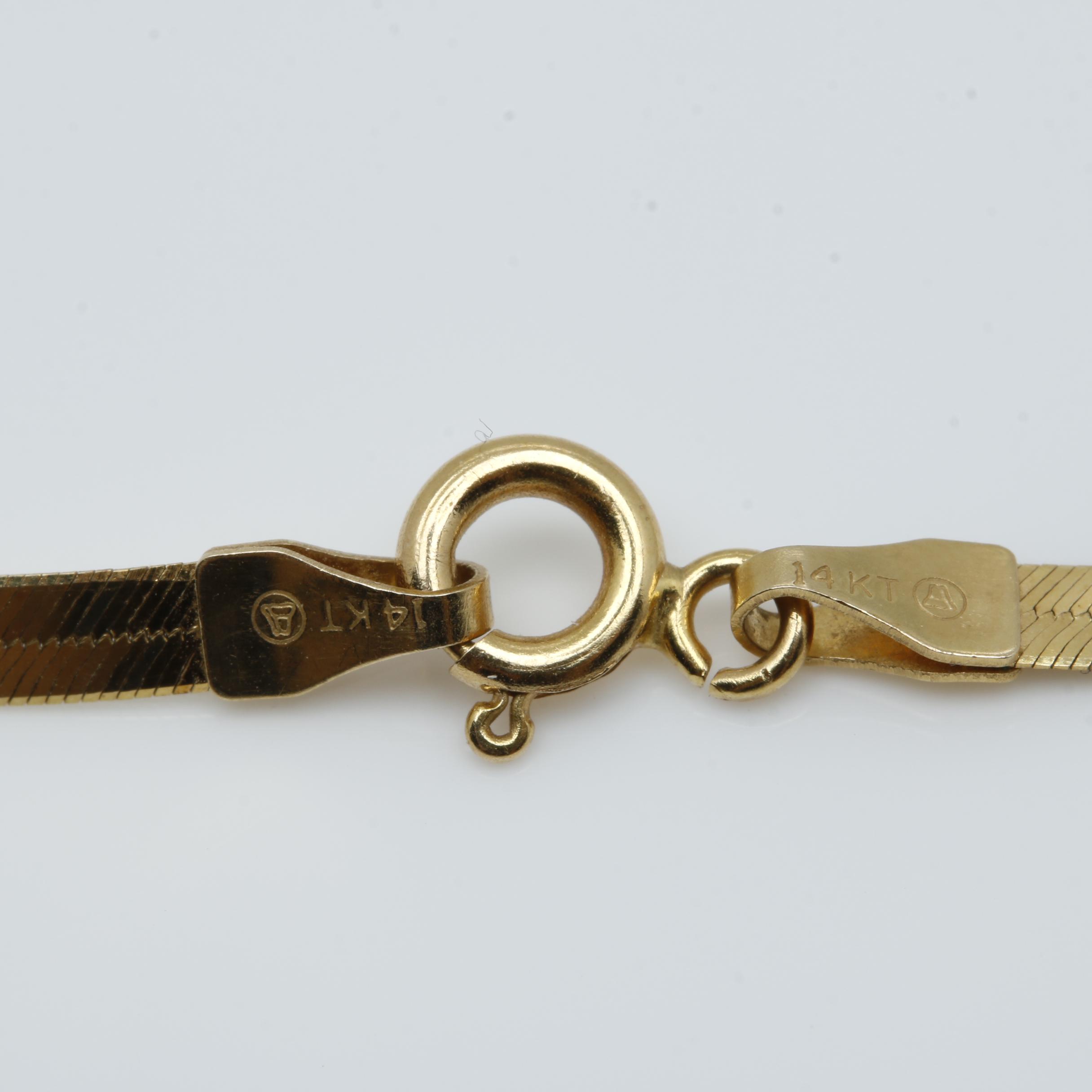 14K Yellow Gold Herringbone Chain Necklace