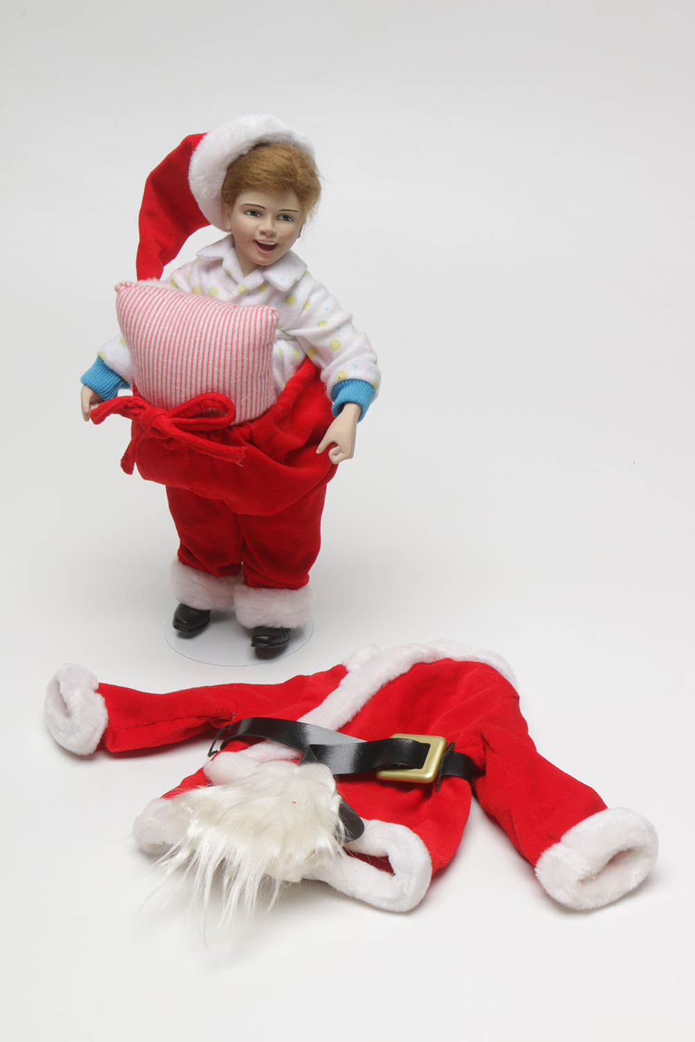 Vintage Rhodes Studios "Rockwell Heirloom" Christmas Displays