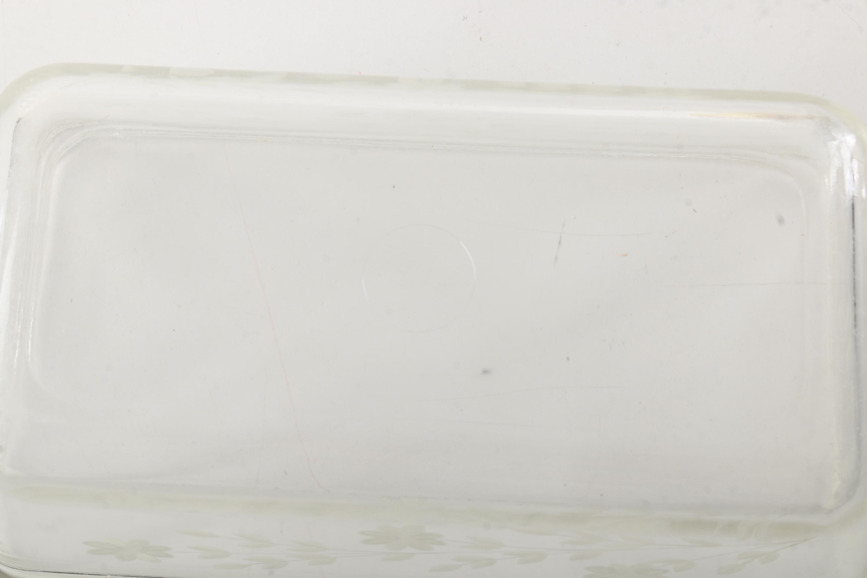 Vintage Glass Bakeware and Serveware Featuring Pyrex and Mid Century Log Cabin