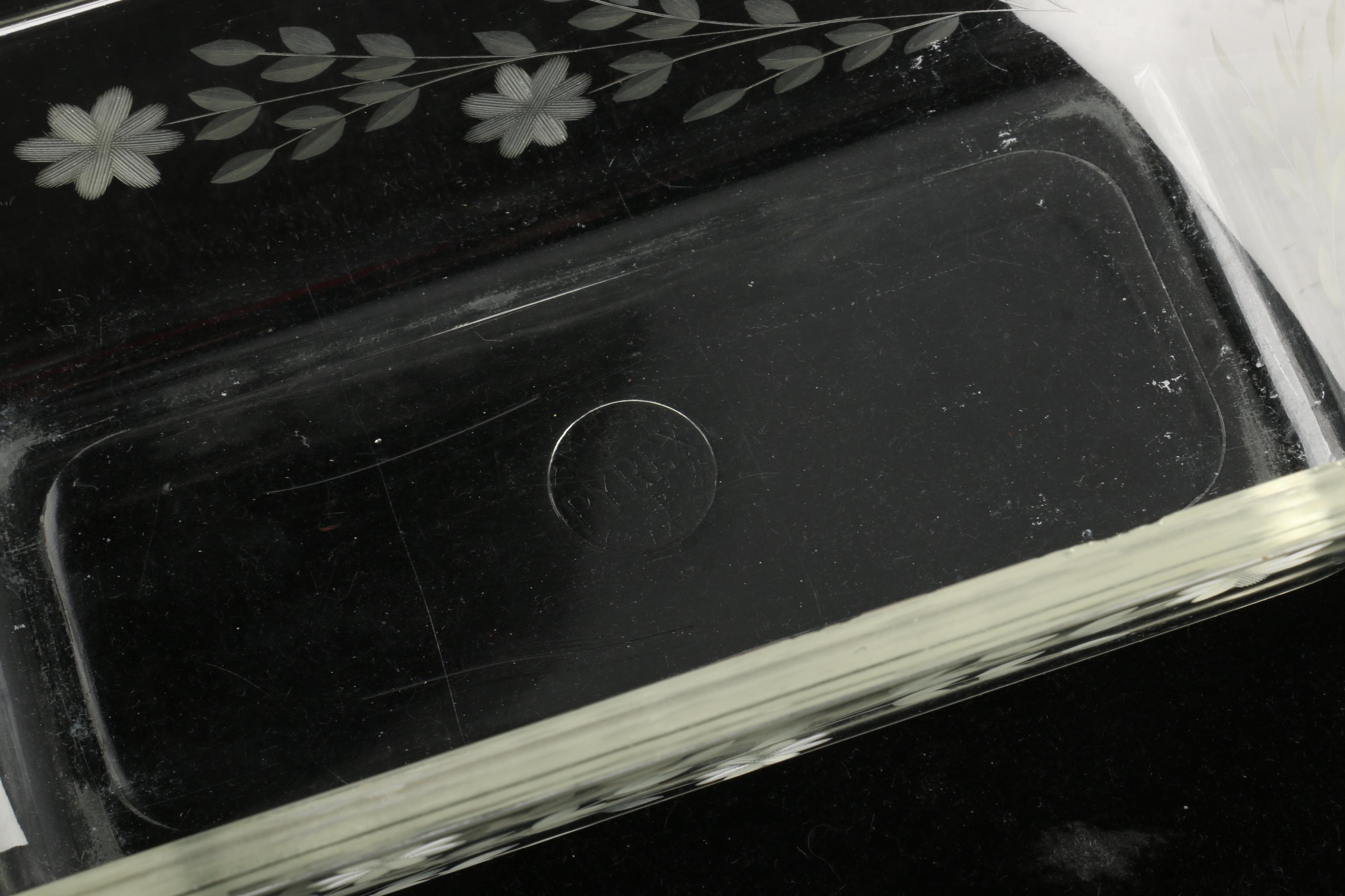 Vintage Glass Bakeware and Serveware Featuring Pyrex and Mid Century Log Cabin