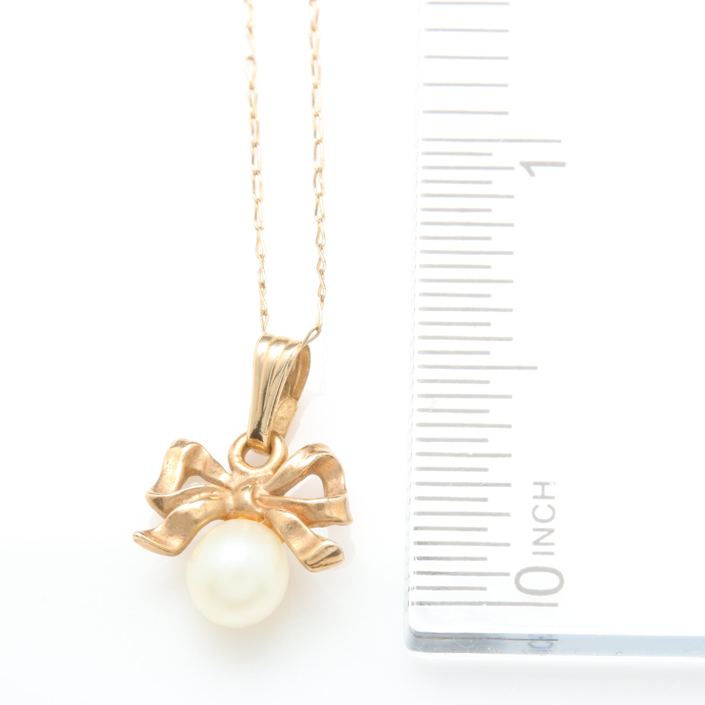 14K Yellow Gold Cultured Pearl Bow Necklace