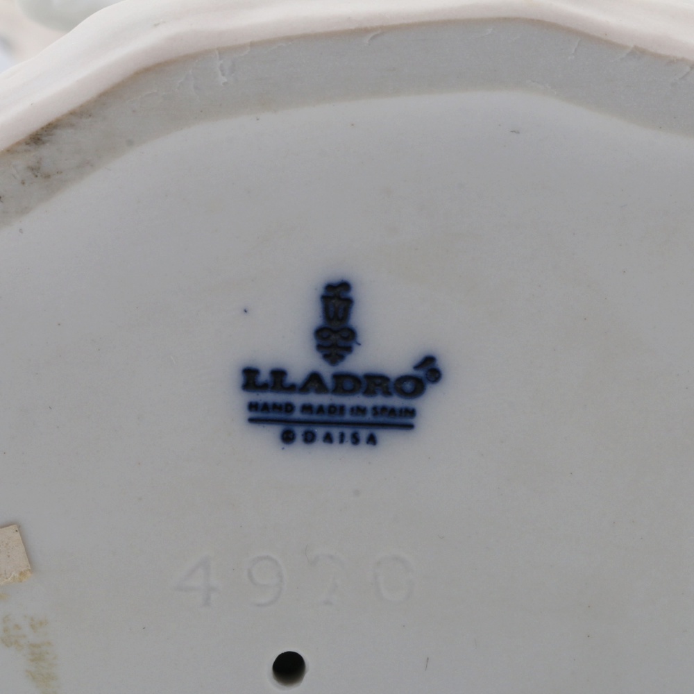 Lladro "Mirth In The Country" Porcelain Figurine