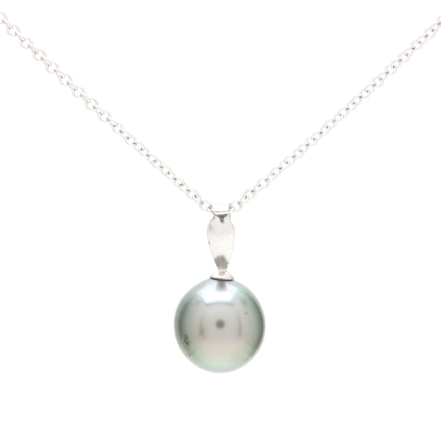 14K and 18K White Gold Cultured Pearl Necklace