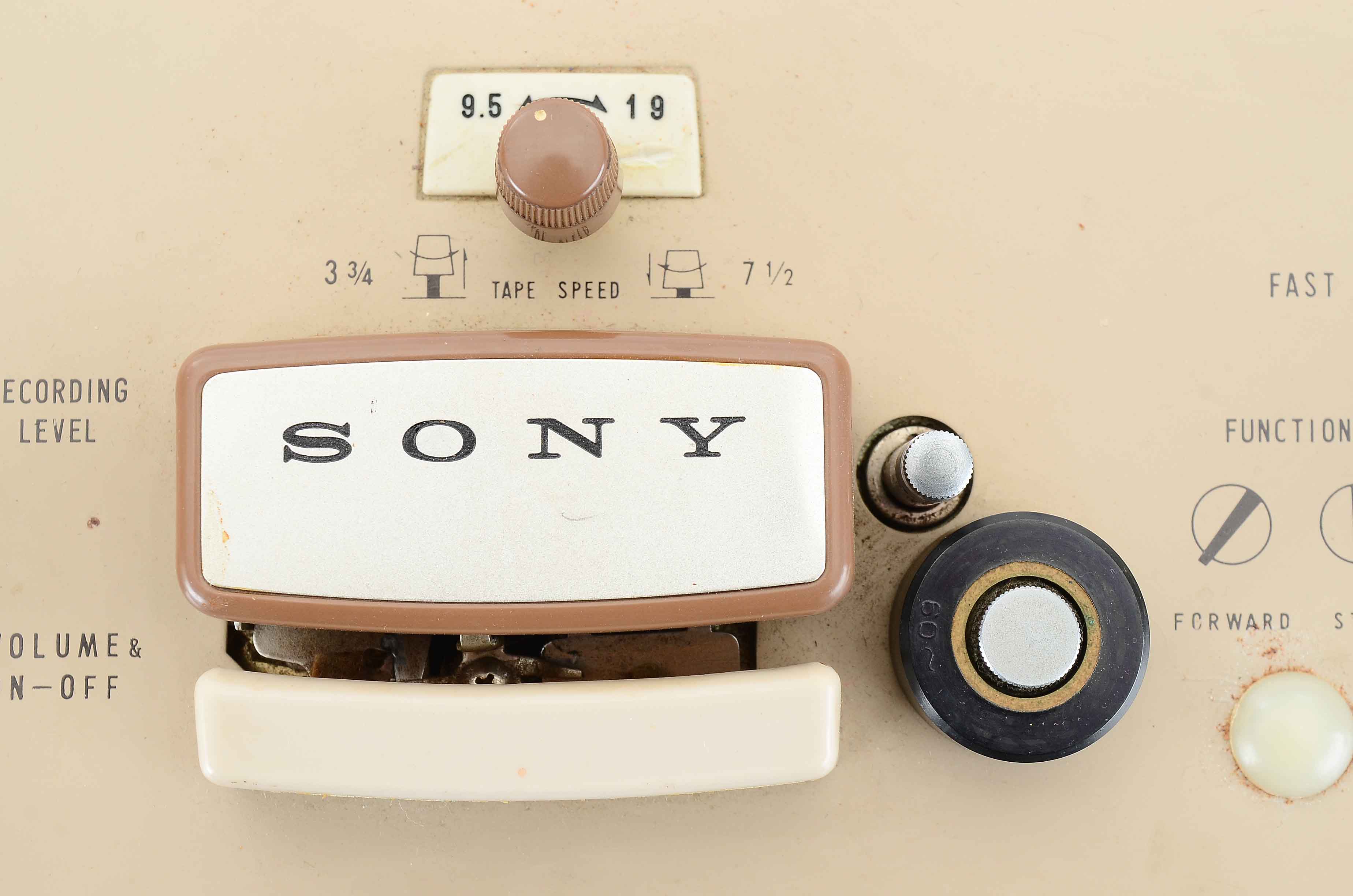 1950s Sony Model 101 Reel-To-Reel Taperecorder