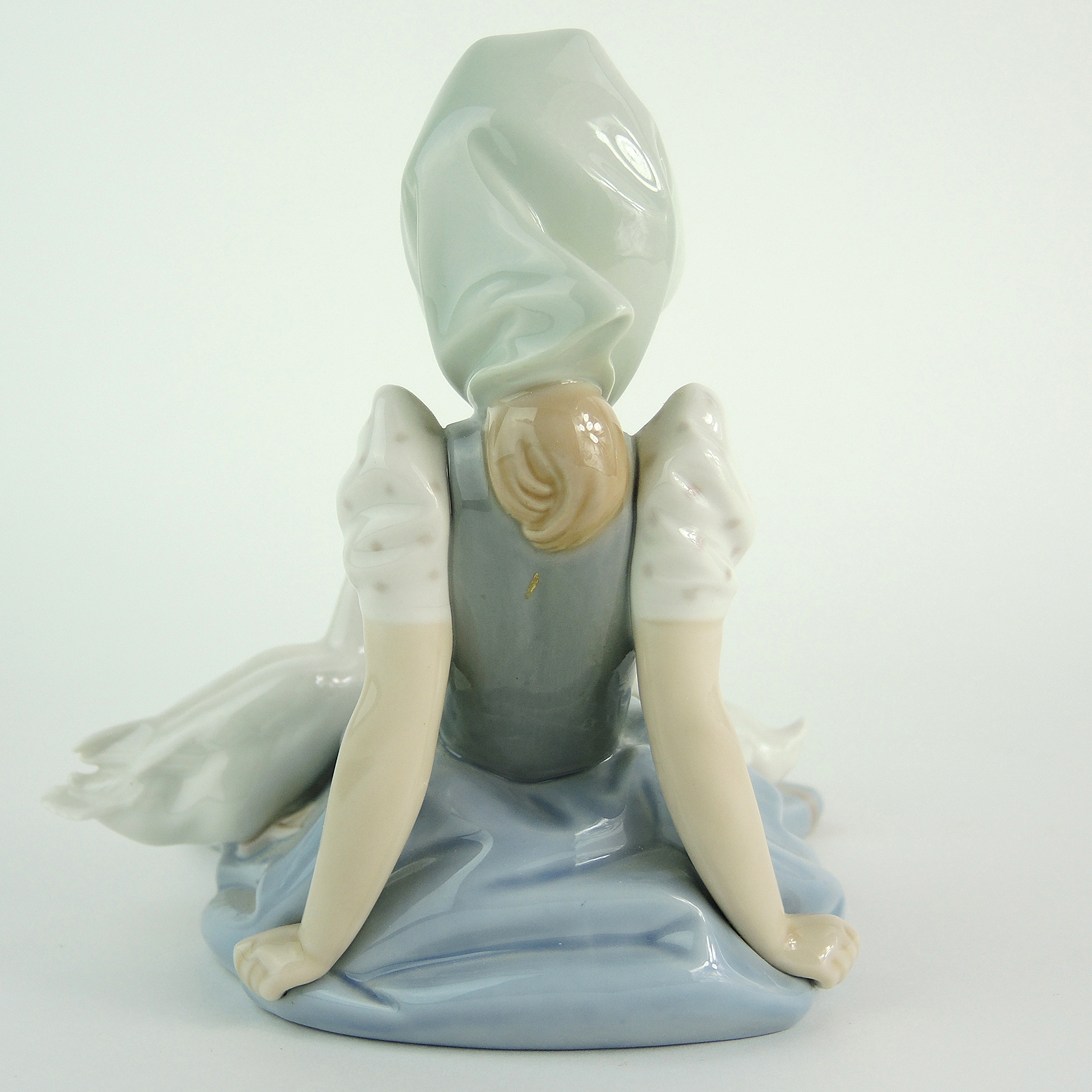 Lladró "My Hungry Brood" Porcelain Figurine