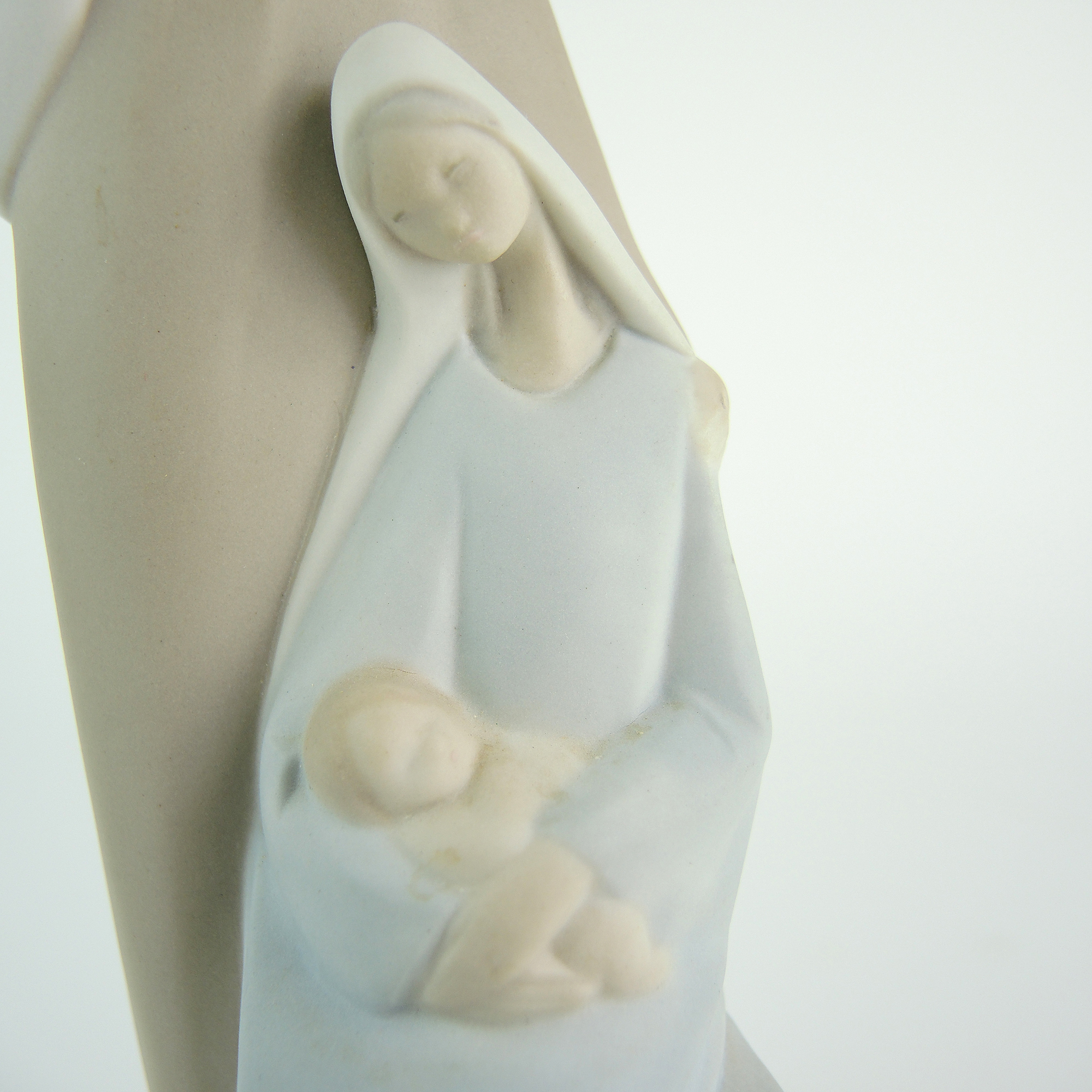 Lladró "Holy Family" Porcelain Figurine