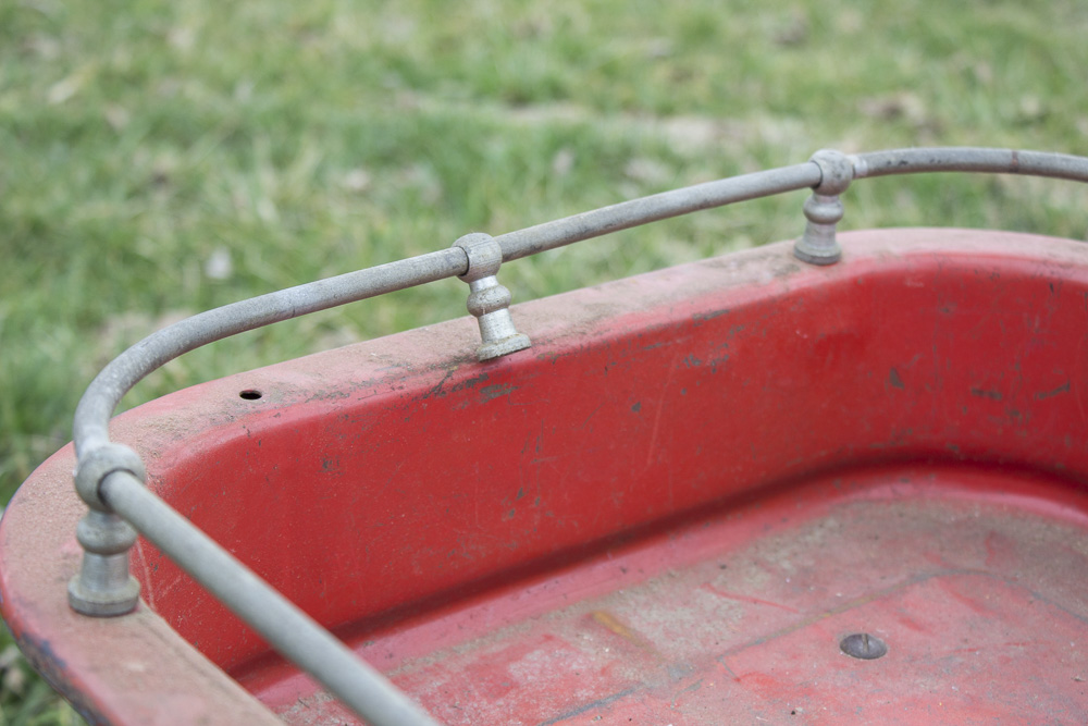 Vintage Toy Metal Greyhound Wagon