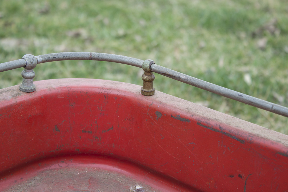 Vintage Toy Metal Greyhound Wagon