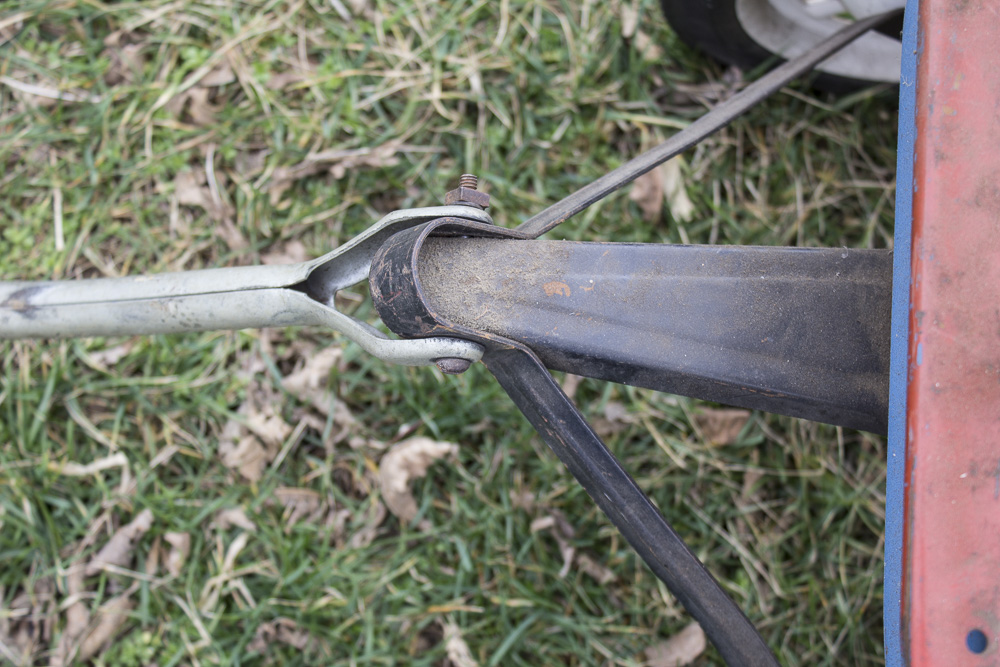 Vintage Toy Metal Greyhound Wagon