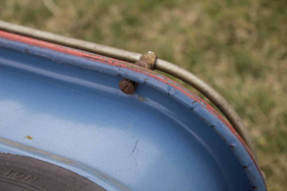 Vintage Toy Metal Greyhound Wagon