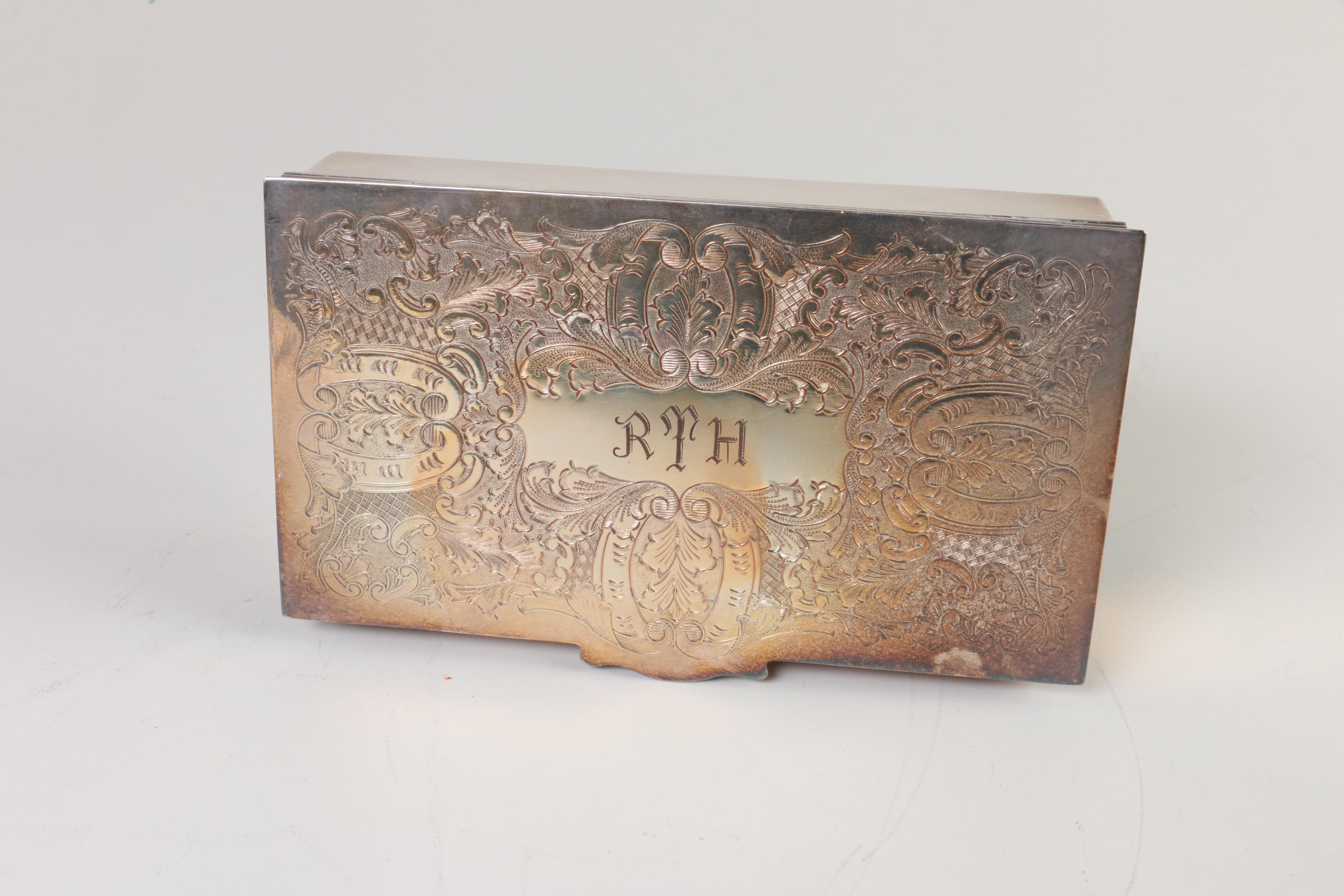 Viner's of Sheffield Vanity Box with Other Silver Plate Vanity Items