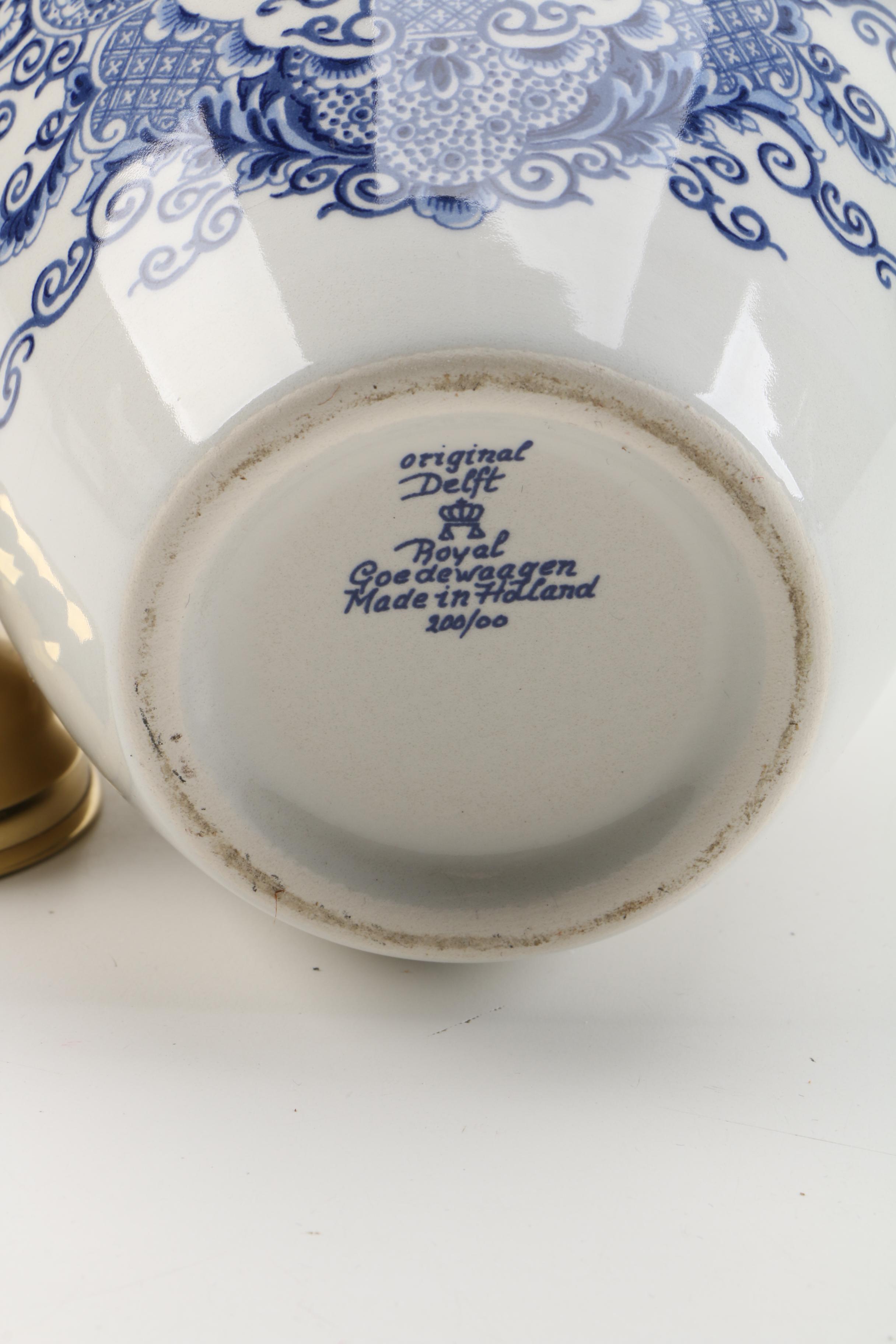 Delft Goedewaagen "Georgia" Tobacco Jar Canister with Brass Lid