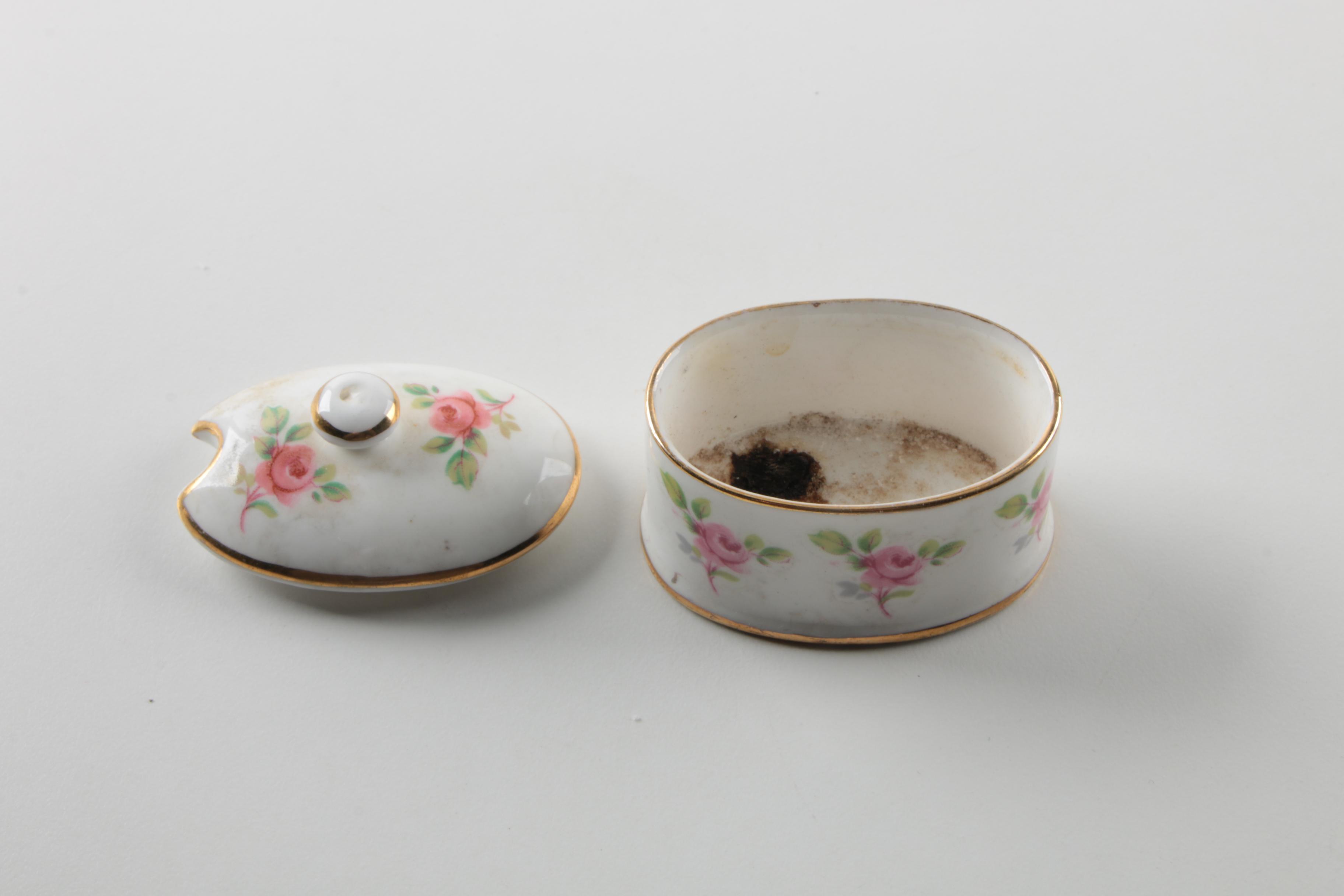 Paragon "Victoriana Rose" Bone China Tableware